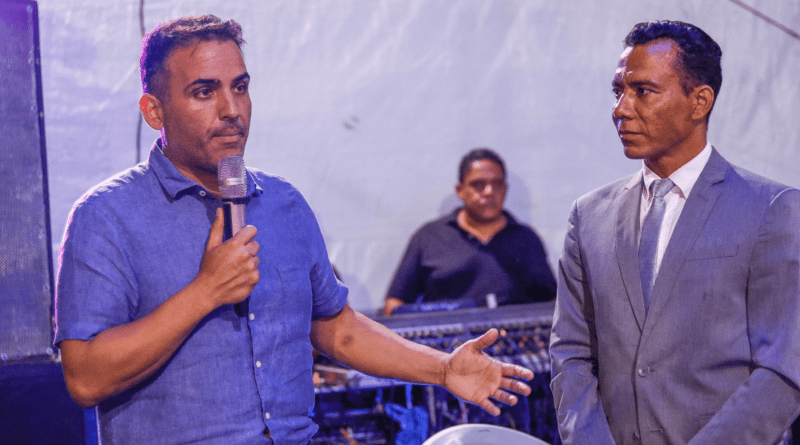 Prefeito Renato Filho e o vereador Tayronne Henrique.