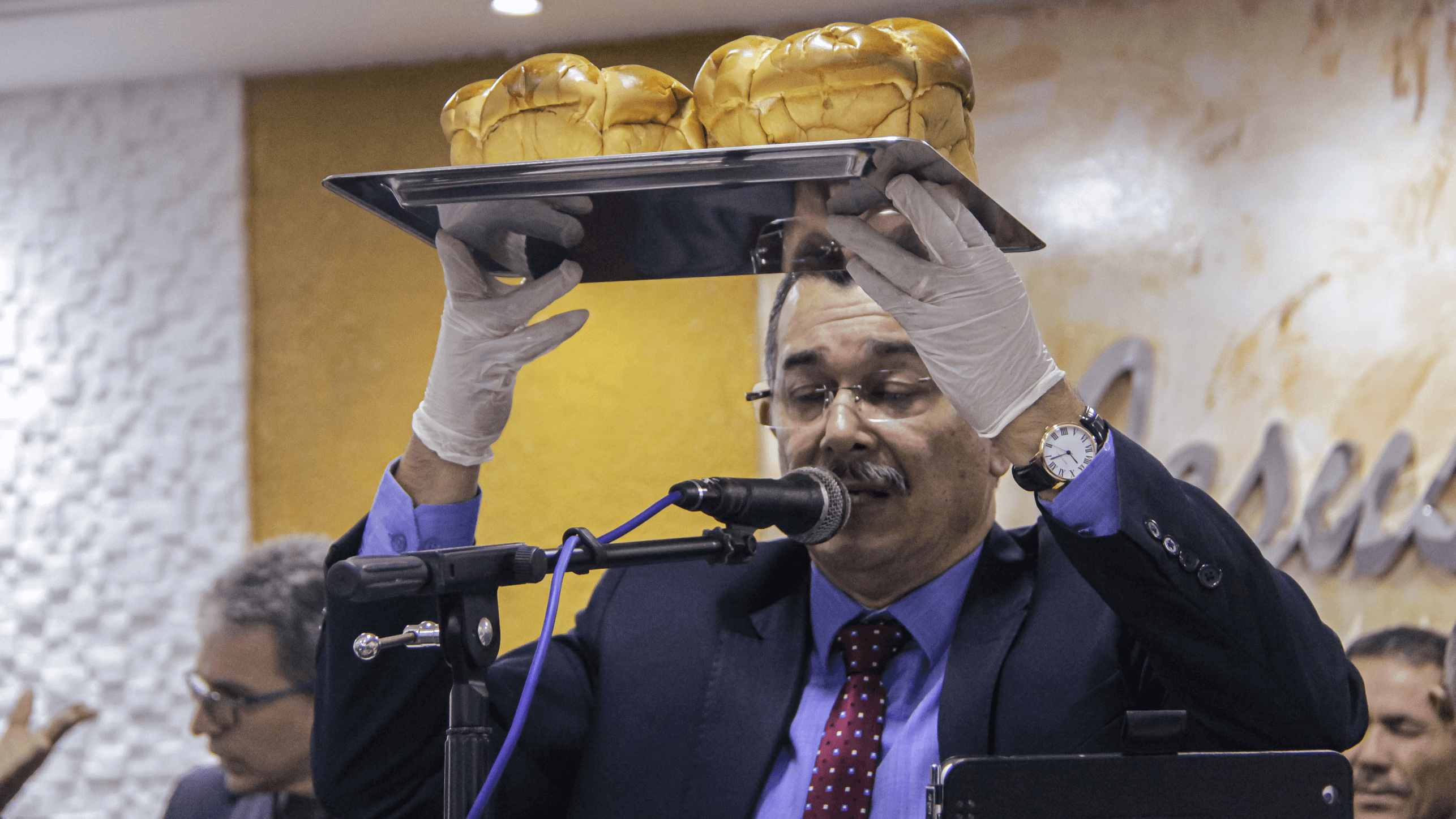 A Santa Ceia do mês de abril foi realizada nesta terça-feira (11).