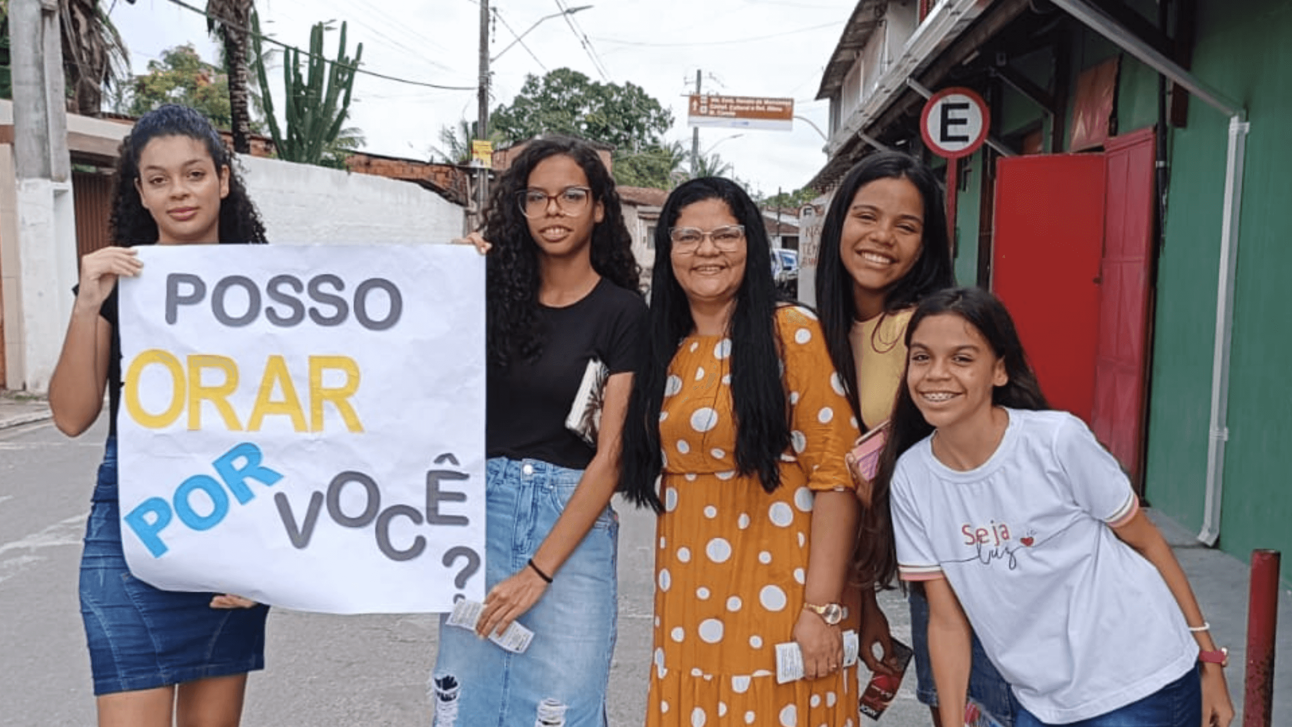 Grupo 1 se concentrou na praça Nossa Senhora das Graças. Grupo 1 se concentrou na praça Nossa Senhora das Graças.