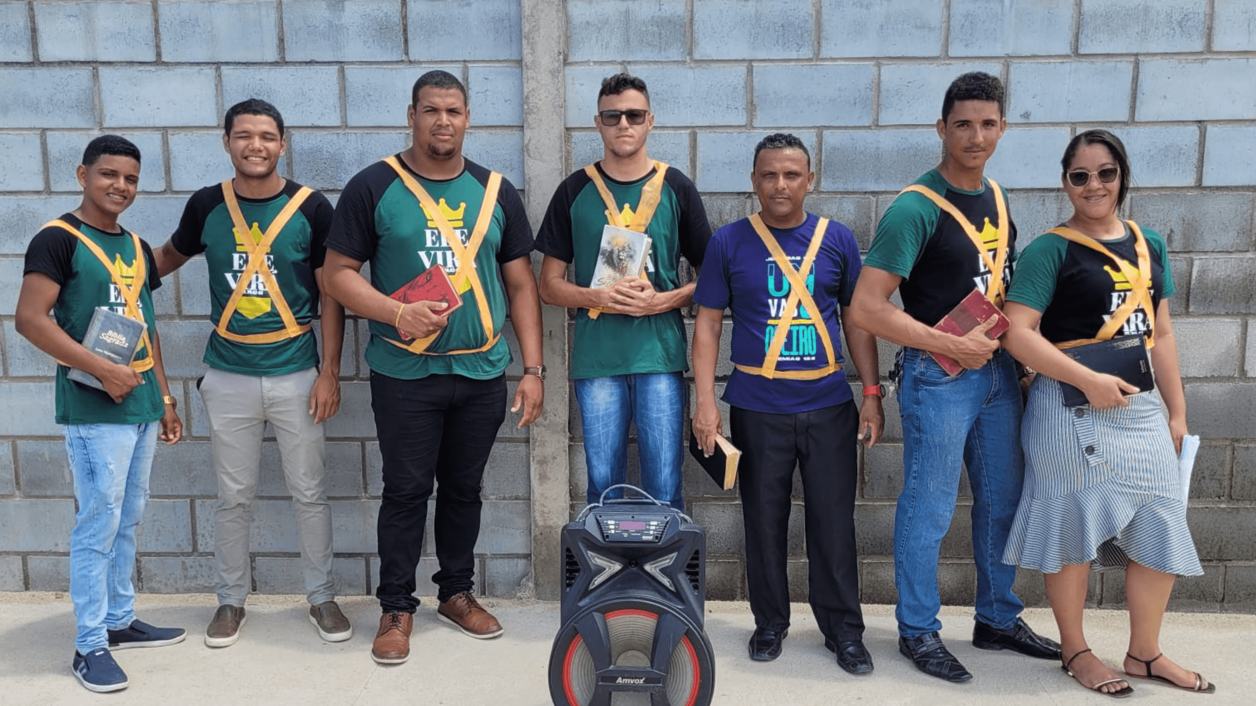 Grupo 2 escolheu a rua que liga Santa Luzia e Casas Novas. Grupo 2 escolheu a rua que liga Santa Luzia e Casas Novas.