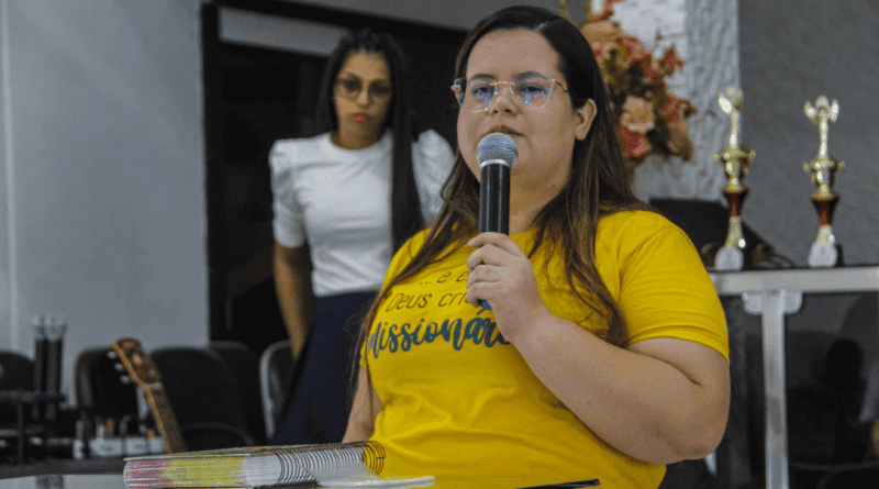 Missionária transcultural Shanderly Araujo (AD Serraria, Maceió).