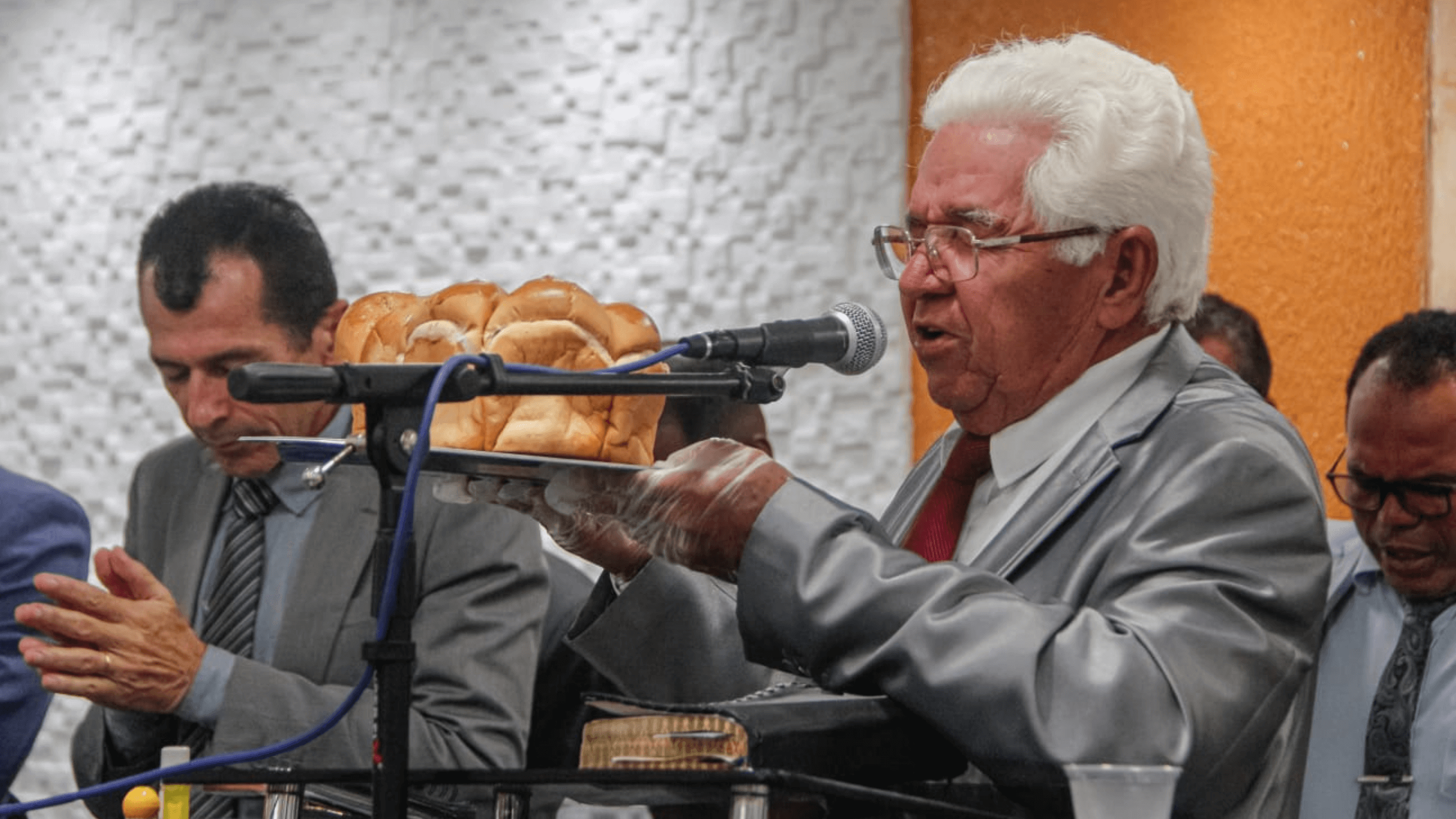 Santa Ceia de julho: pastor Benedito destaca as escolhas de Raabe e Acã.
