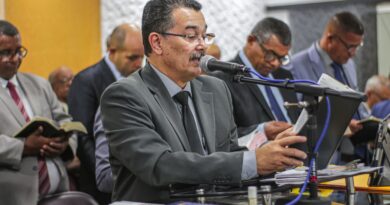 Pastor Cláudio analisa a benignidade, a bondade e a fé no culto de doutrina desta terça-feira (29)