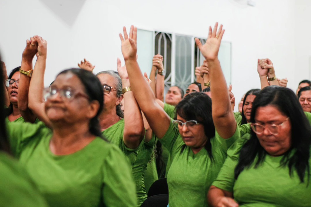 Onze pessoas aceitam a Jesus durante festividade das senhoras no Manguaba – Imagem: Iasmin Oliveira/Mídia AD Chã do Pilar