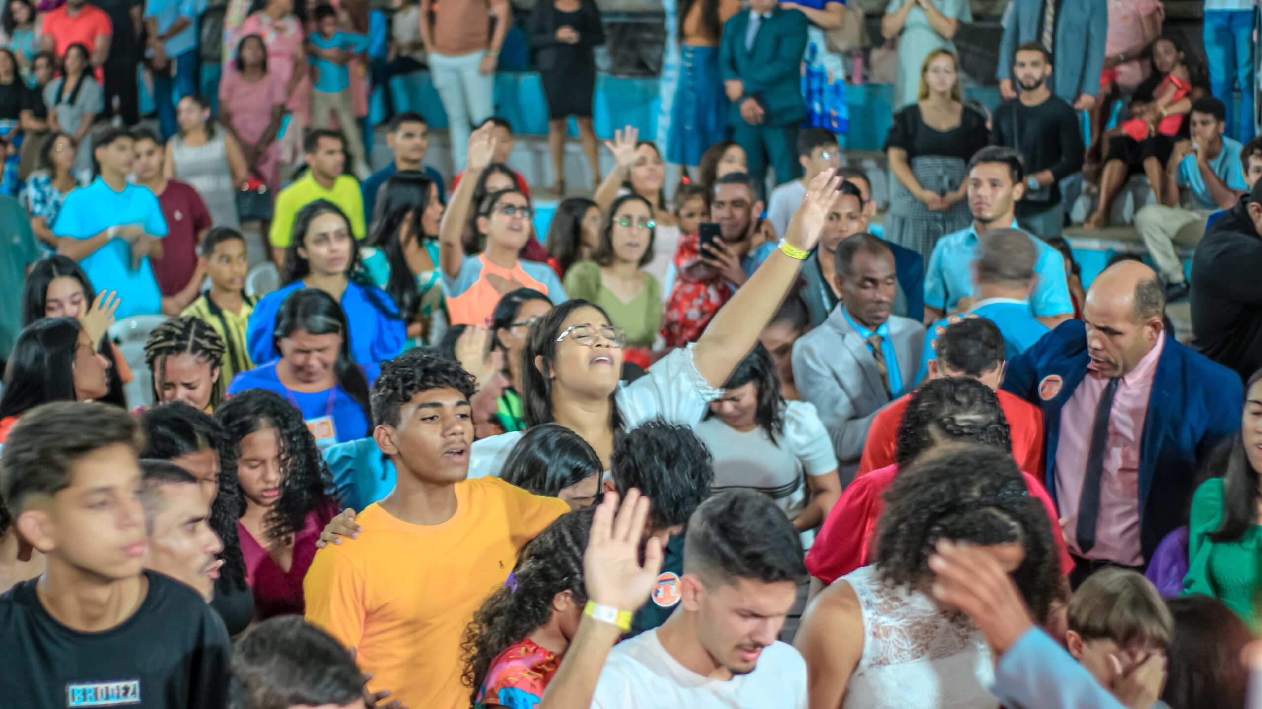 Batismo no Espírito Santo e renovação espiritual marcam o terceiro culto do 9° Aviva – Imagem: Anderson Siqueira/Mídia AD Chã do Pilar