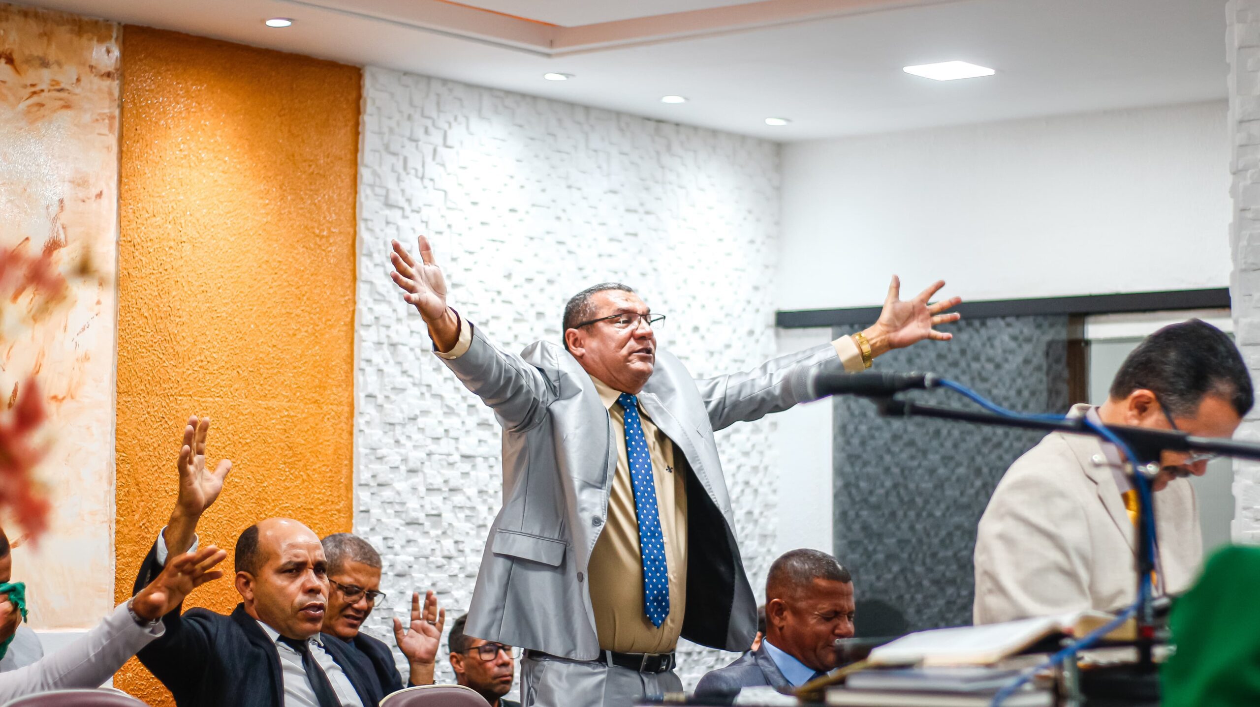 Santa Ceia: pastor Cláudio ministra sobre como obter vitória sobre a tentação – Imagem: Anderson Siqueira/Mídia AD Chã do Pilar