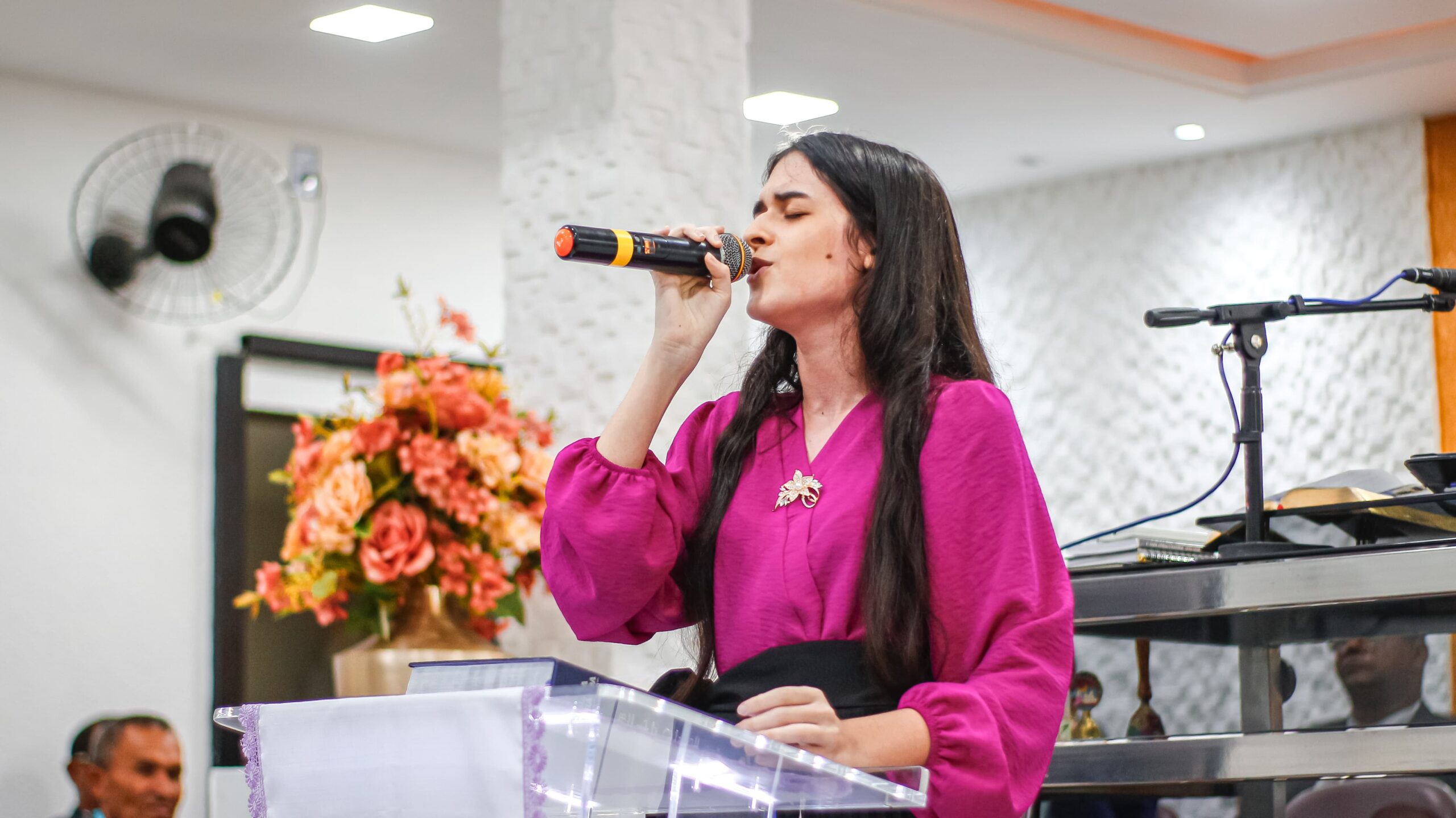 Santa Ceia: pastor Cláudio ministra sobre como obter vitória sobre a tentação – Imagem: Anderson Siqueira/Mídia AD Chã do Pilar