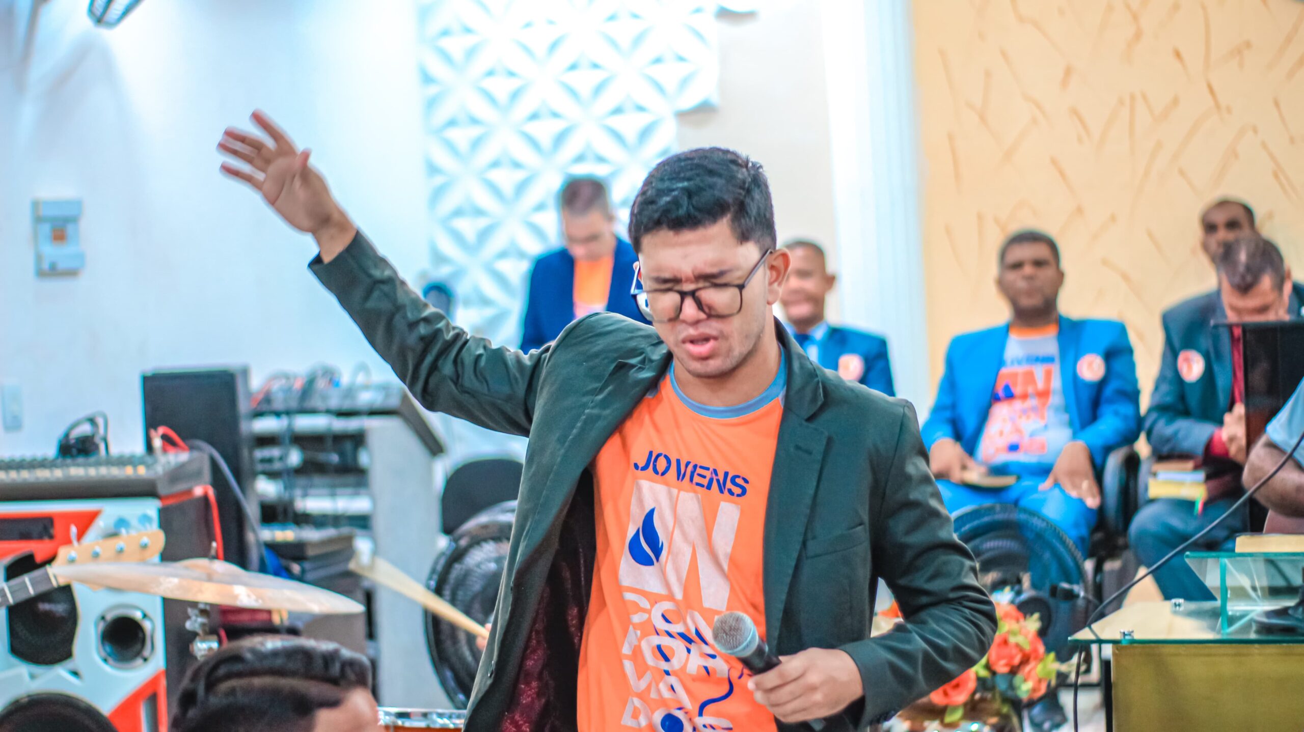 Jovens são batizados no Espírito Santo e profetizam no encerramento do 3º Retiro – Imagem: Anderson Siqueira/Mídia AD Chã do Pilar