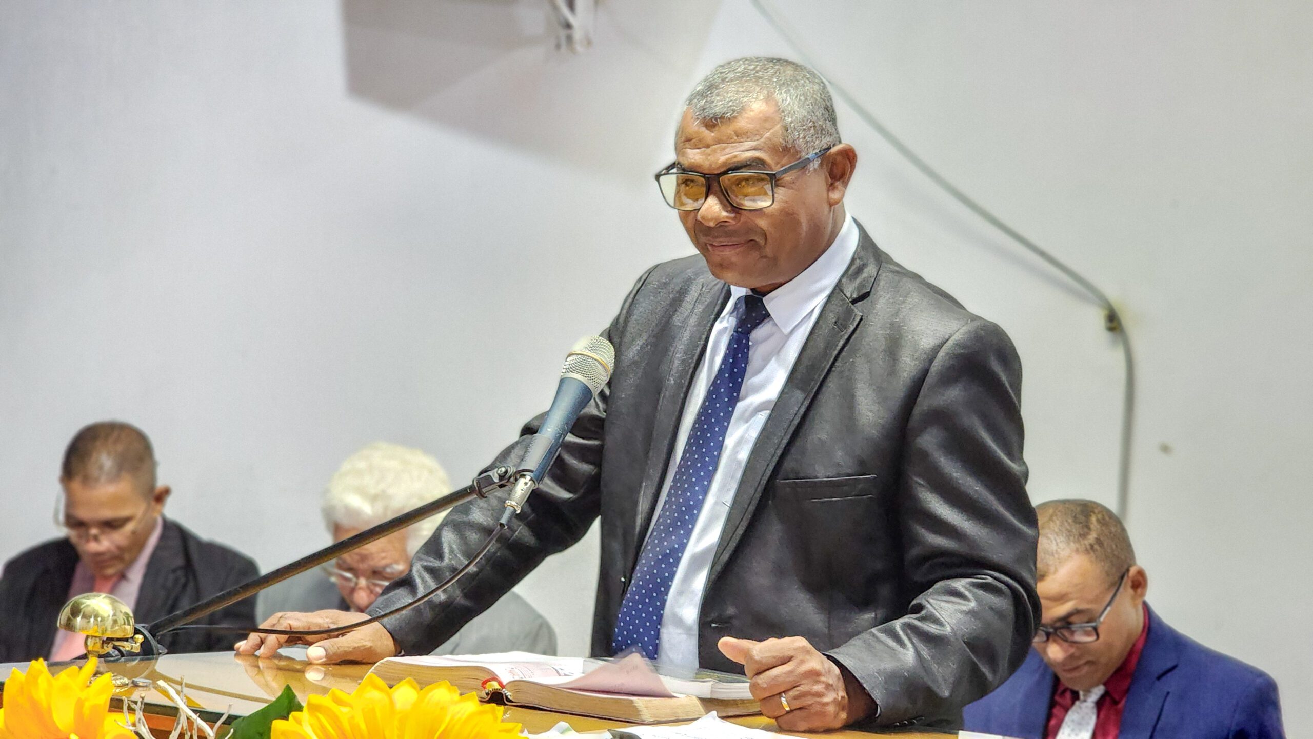 Presbítero Getúlio Batista é apresentado como novo dirigente da congregação Cruzeiro – Imagem: Nataniely Nogueira/Mídia AD Chã do Pilar Presbítero Getúlio Batista é apresentado como novo dirigente da congregação Cruzeiro – Imagem: Nataniely Nogueira/Mídia AD Chã do Pilar