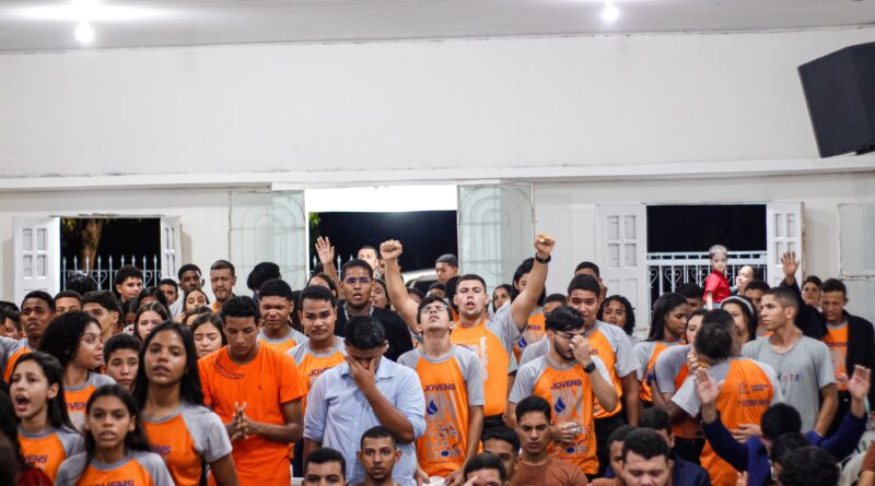 Duas pessoas retornaram para Cristo no 1° Encontro Jovem de 2024 – Imagem: Anderson Siqueira/Mídia AD Chã do Pilar