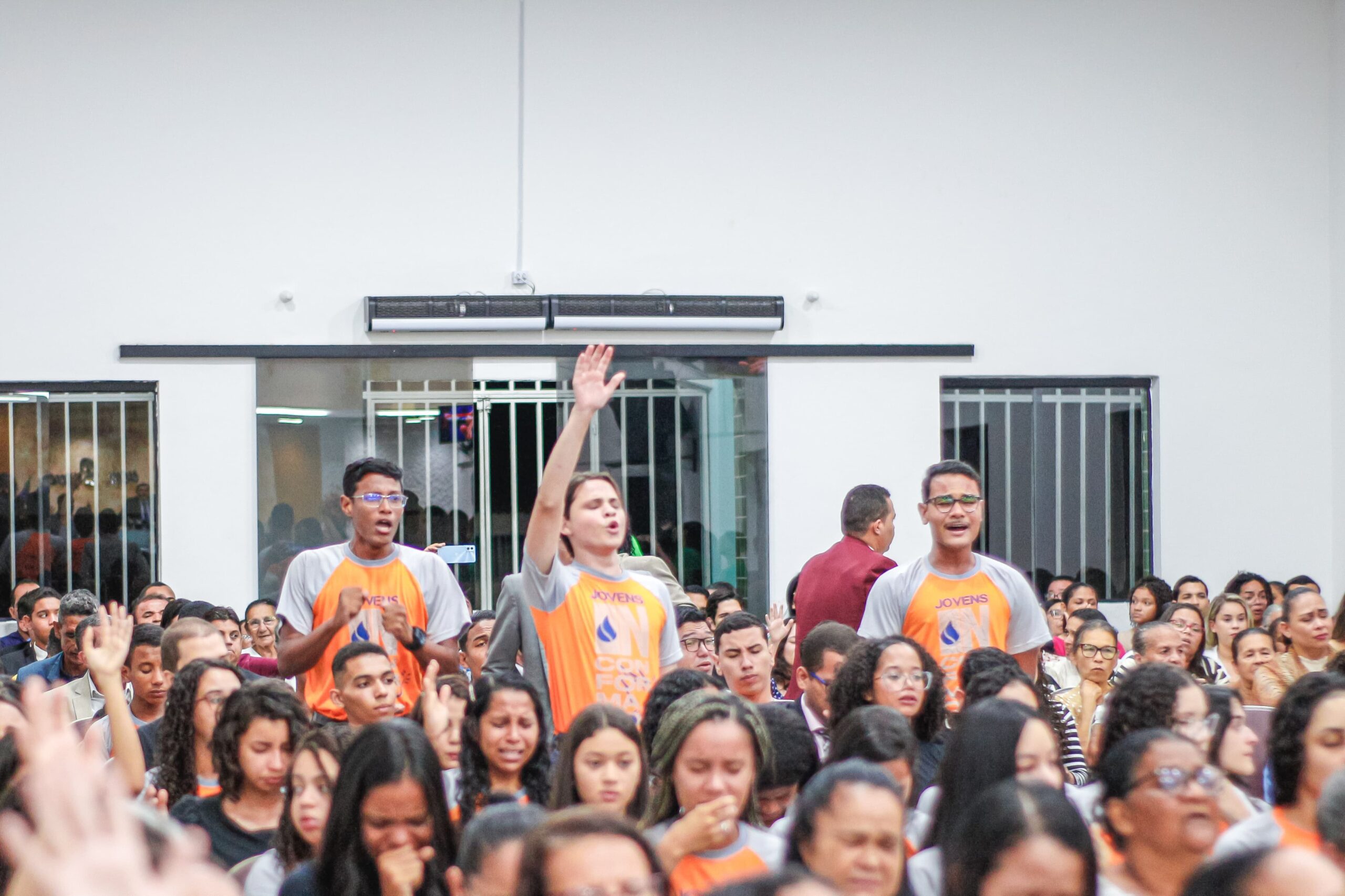 Centenas de pessoas participam da Santa Ceia de maio da AD Chã do Pilar – Imagem: Anderson Siqueira/Mídia AD Chã do Pilar