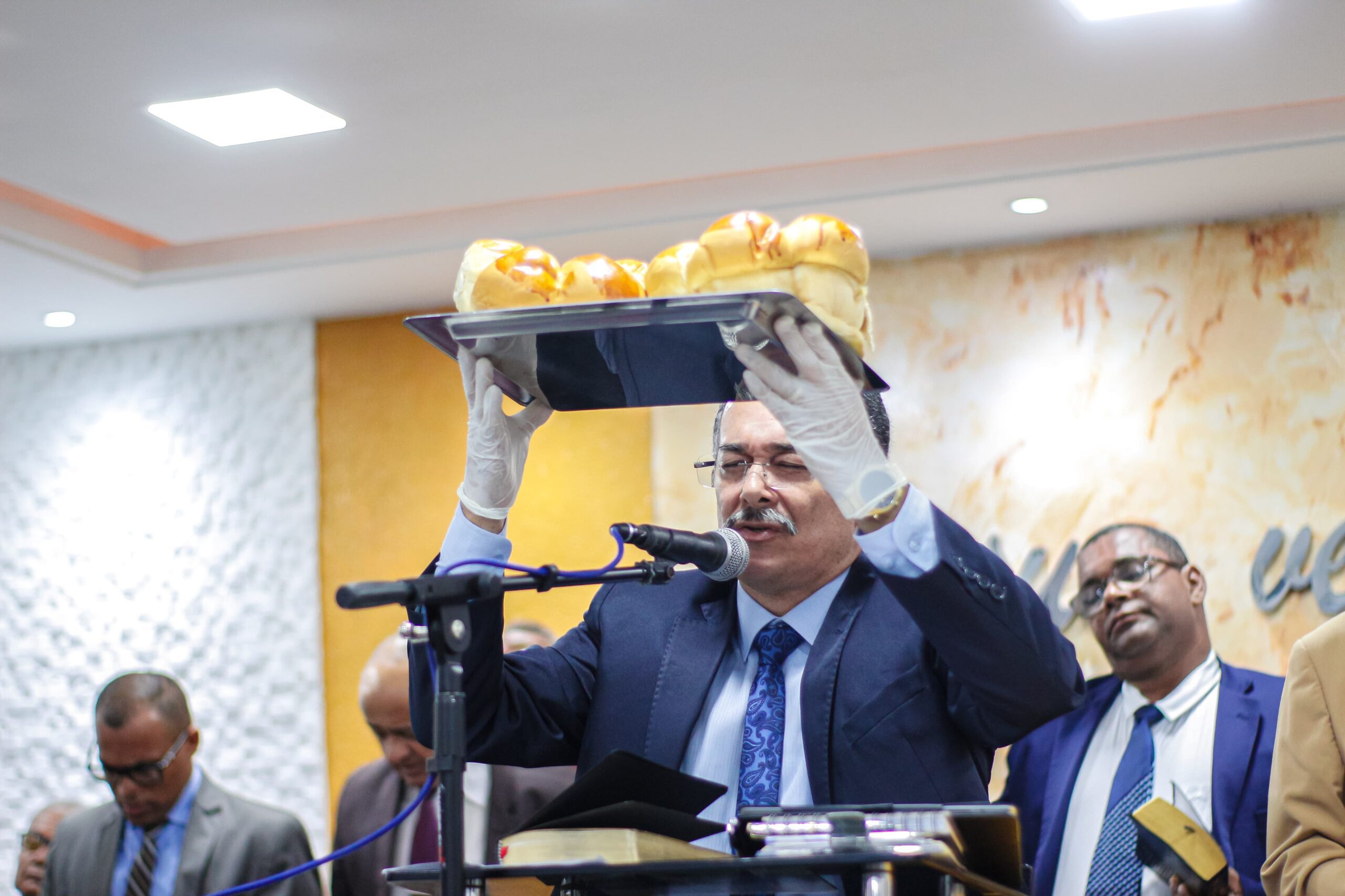 Centenas de pessoas participam da Santa Ceia de maio da AD Chã do Pilar – Imagem: Anderson Siqueira/Mídia AD Chã do Pilar