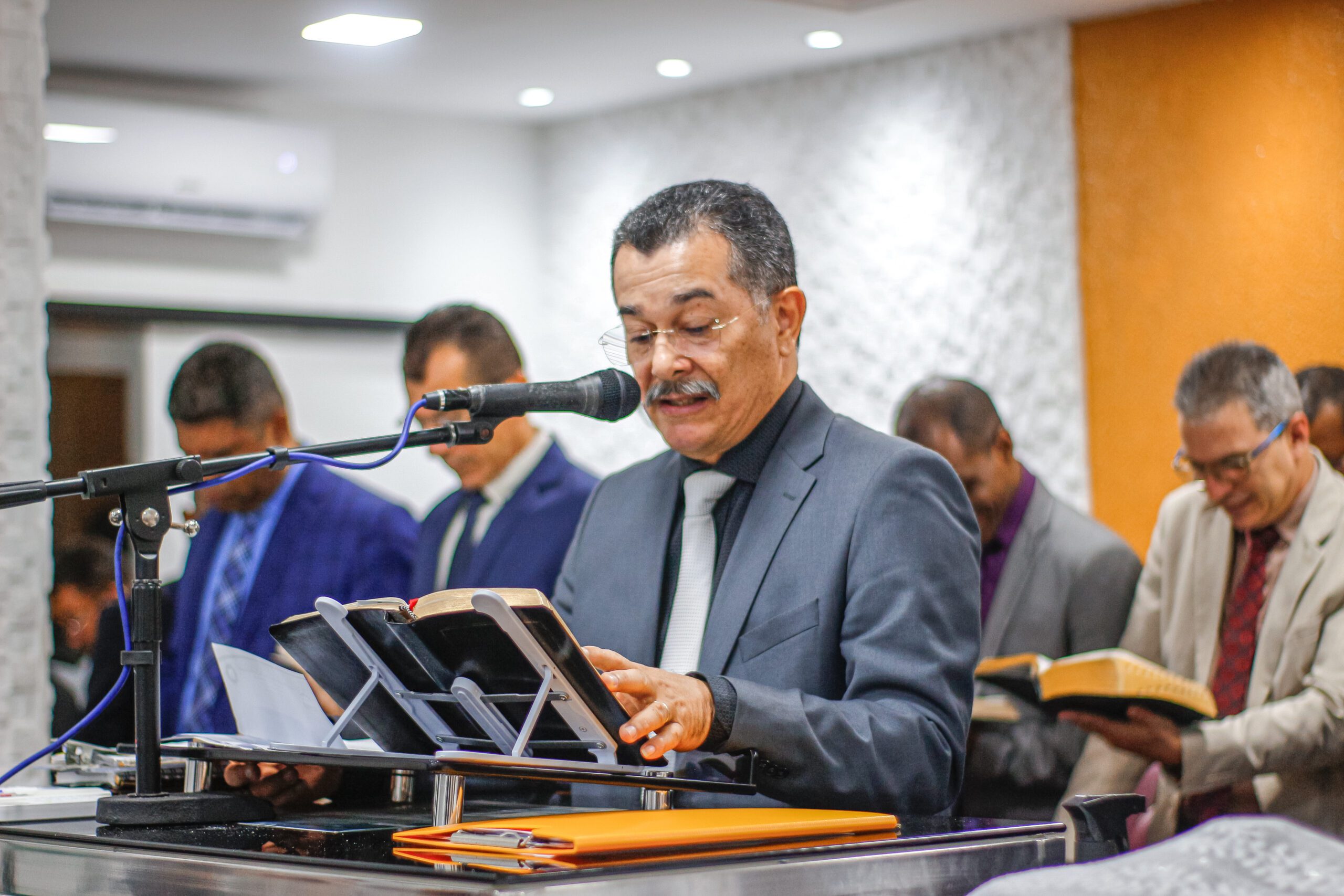 Missionário Pedro Tavares ministra na Santa Ceia de setembro da AD Chã do Pilar – Imagem: Anderson Siqueira/ADCOM