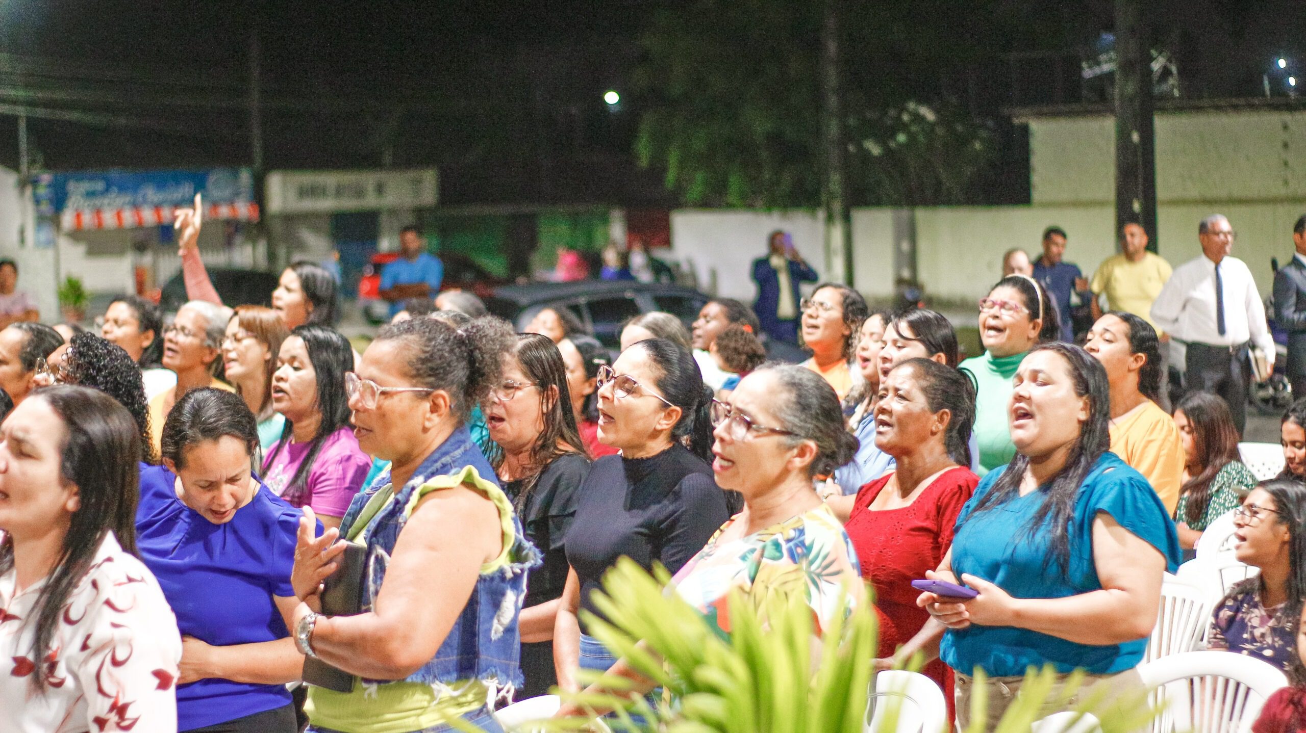 SEMADECP: Duas pessoas aceitam a Jesus na Cruzada Evangelística realizada pela Secretaria de Missões – Imagem: Anderson Siqueira/ADCOM