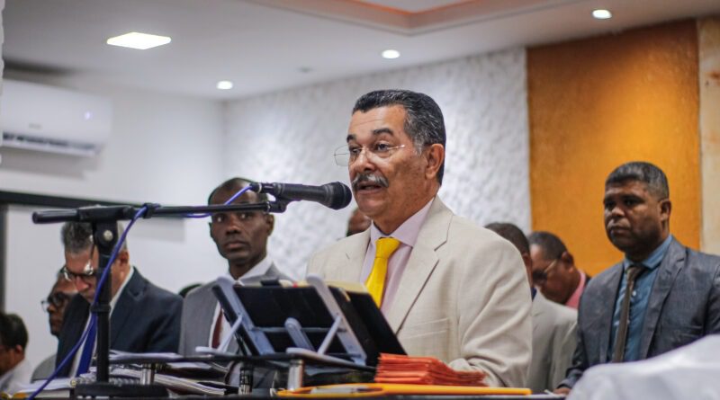 Pastor Cláudio prega sobre “como ser semelhante a Cristo” na última Santa Ceia de 2024 – Imagem: Anderson Siqueira/ADCOM