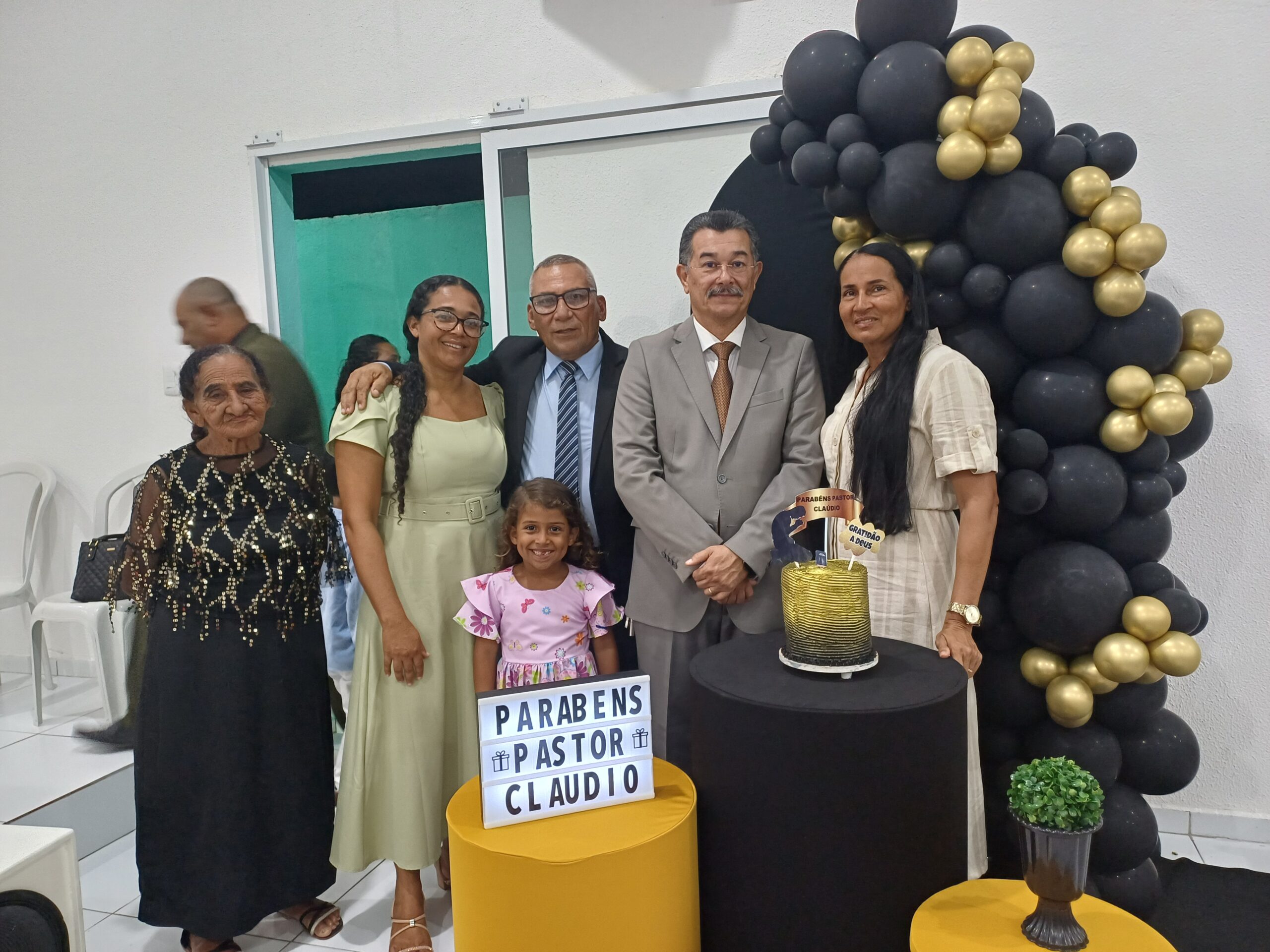 Congregação Imburi celebra os 55 anos do pastor Cláudio Lemos – Imagem: Eduarda dos Santos/ADCOM