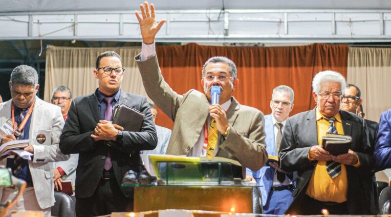 Terceira noite do 10º Aviva Chã do Pilar destaca mensagem de avivamento - Imagem: Anderson Siqueira/ADCOM