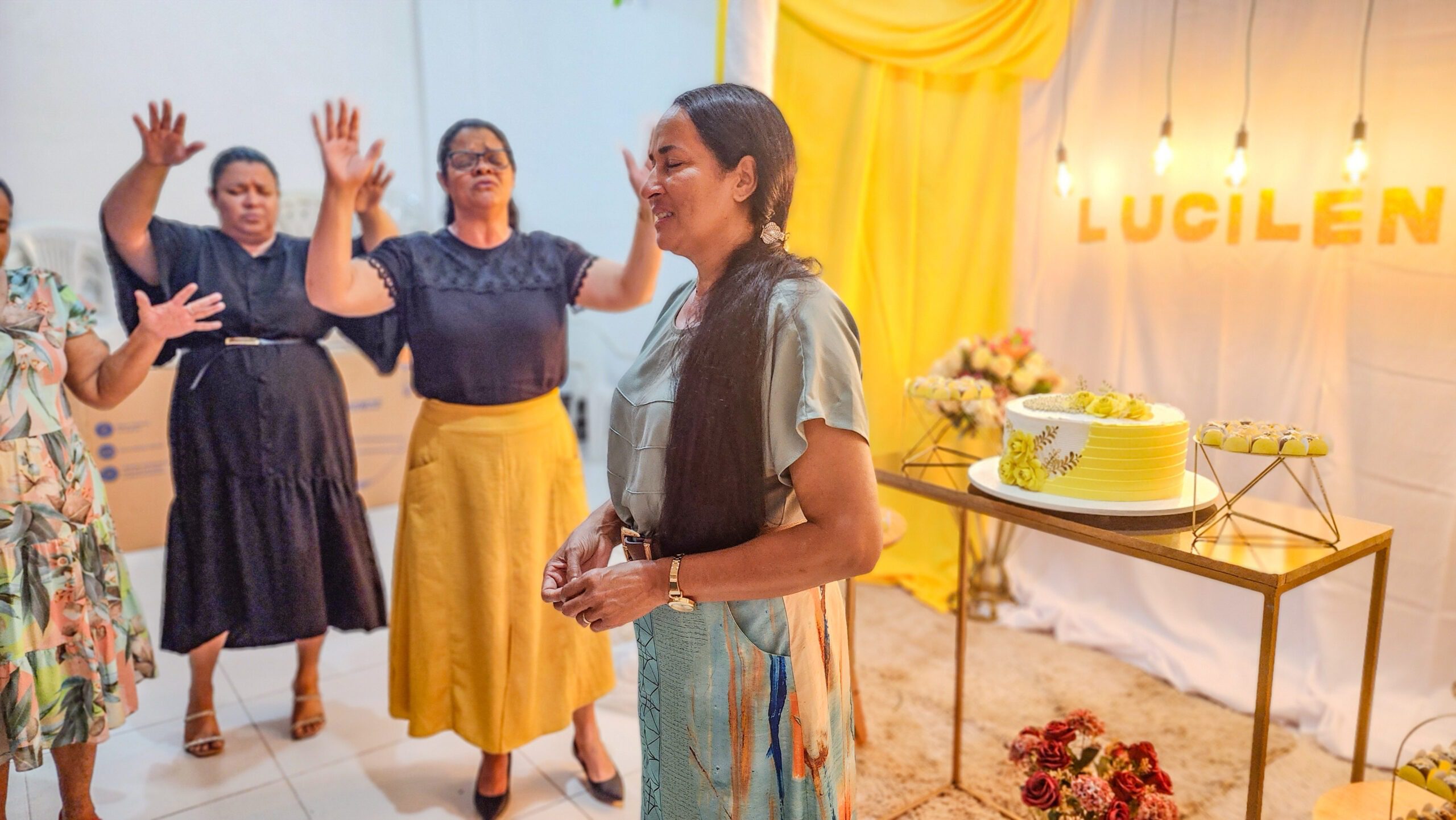 AD Chã do Pilar celebra o aniversário da irmã Lucilene Oliveira – Imagem: Nataniely Nogueira/ADCOM AD Chã do Pilar celebra o aniversário da irmã Lucilene Oliveira – Imagem: Nataniely Nogueira/ADCOM