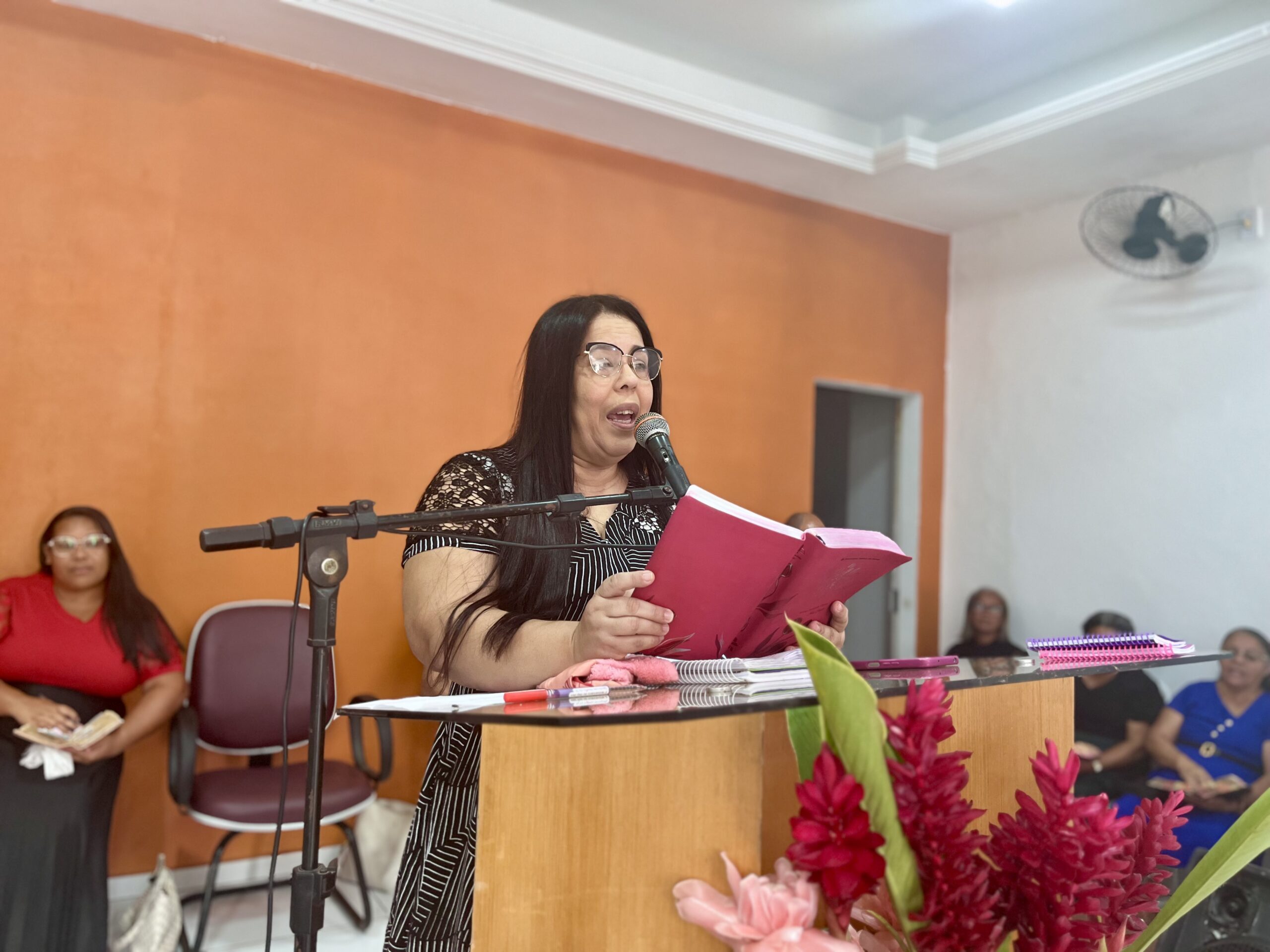 Congregação Mangabeira celebra 11 anos do departamento de senhoras, consagração e círculo de oração - Imagem: Rayssa Fernandes/ADCOM