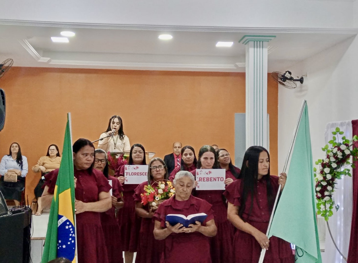 Congregação Mangabeira celebra 11 anos do departamento de senhoras, consagração e círculo de oração - Imagem: Iasmin Maria/ADCOM