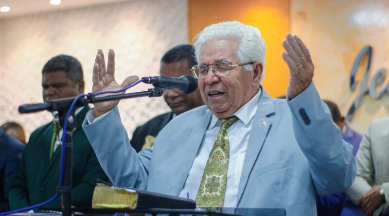 Santa Ceia: pregação enfatiza a esperança cristã e a volta de Cristo - Imagem: Anderson Siqueira/ADCOM