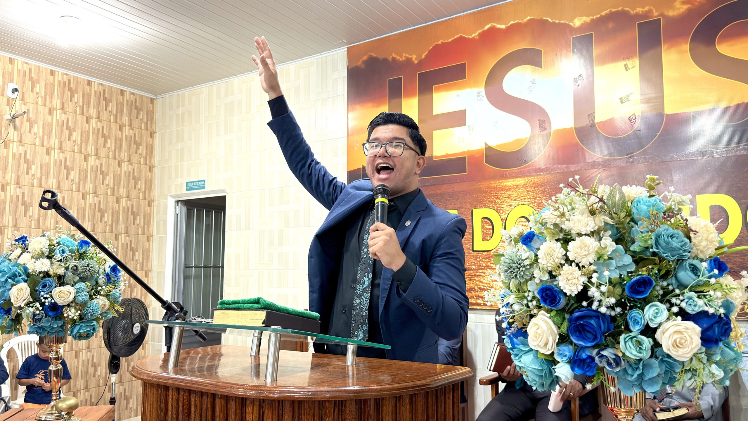 Congregação Santa Luzia realiza o 23º aniversário do departamento de jovens Vivendo com Cristo - (magem: Brenda Sales/ADCOM