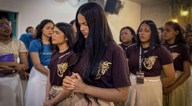 Departamento Vozes de Arcanjos celebra 24 anos com cultos de adoração e salvação de vidas – Imagem: Flávia Lopes/ADCOM