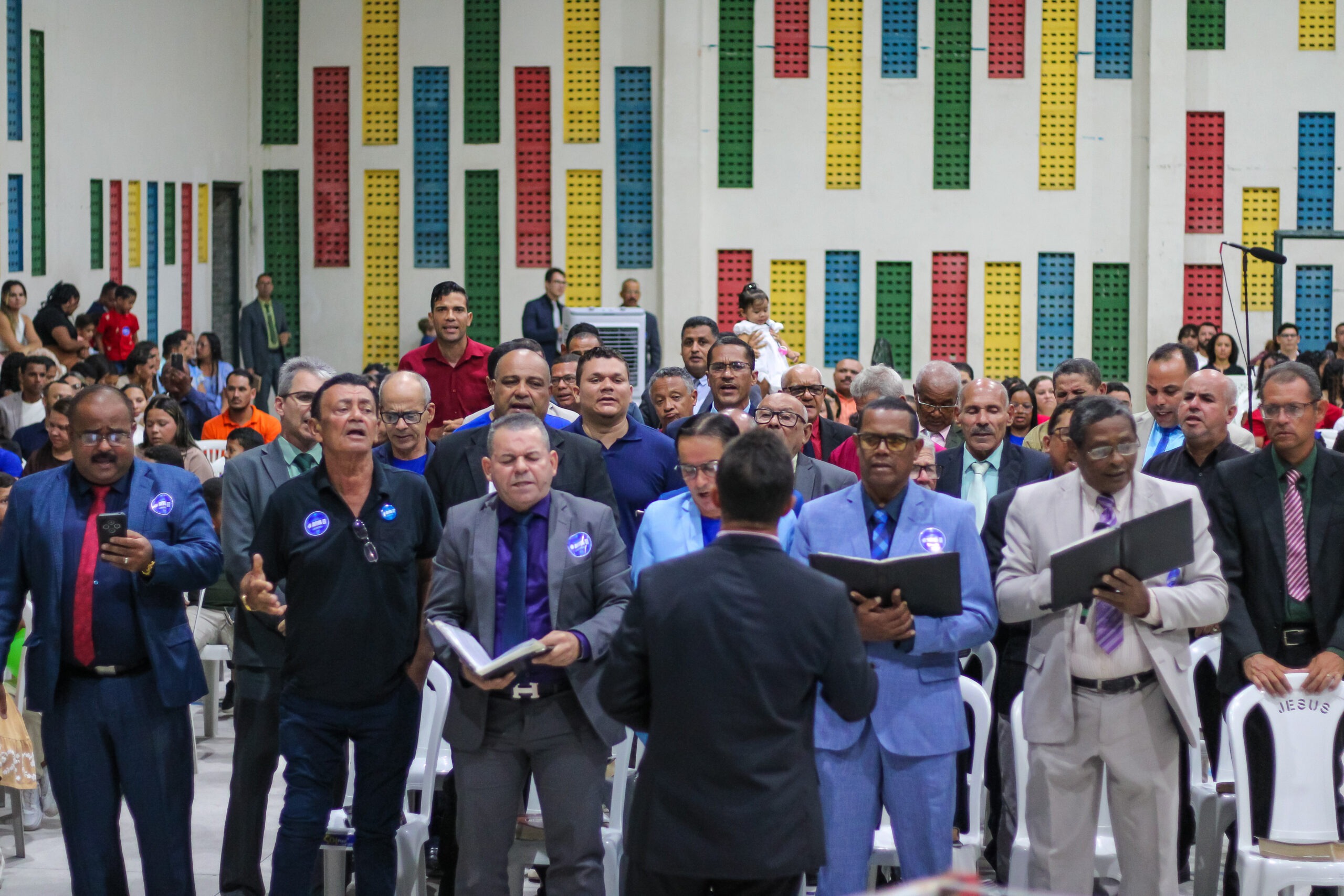 Terceira noite do 11º Aviva Chã do Pilar é marcada por salvação e poderosa ministração da Palavra - Imagem: Iasmin Oliveira/ADCOM Terceira noite do 11º Aviva Chã do Pilar é marcada por salvação e poderosa ministração da Palavra - Imagem: Iasmin Oliveira/ADCOM