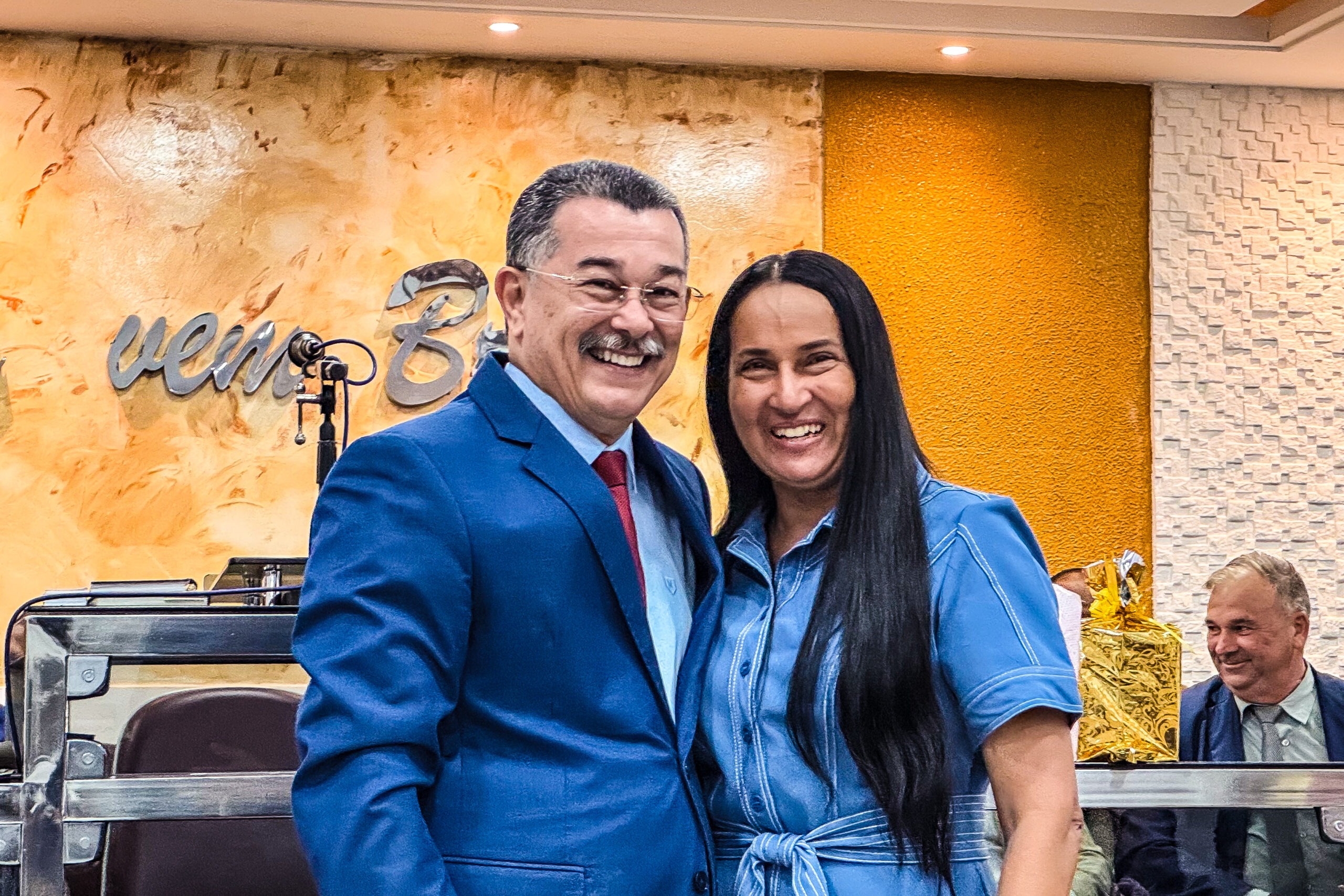 Culto da Família celebra os 37 anos de matrimônio do pastor Cláudio Lemos e da irmã Lucilene - Imagem: Ryan Cordeiro/ADCOM