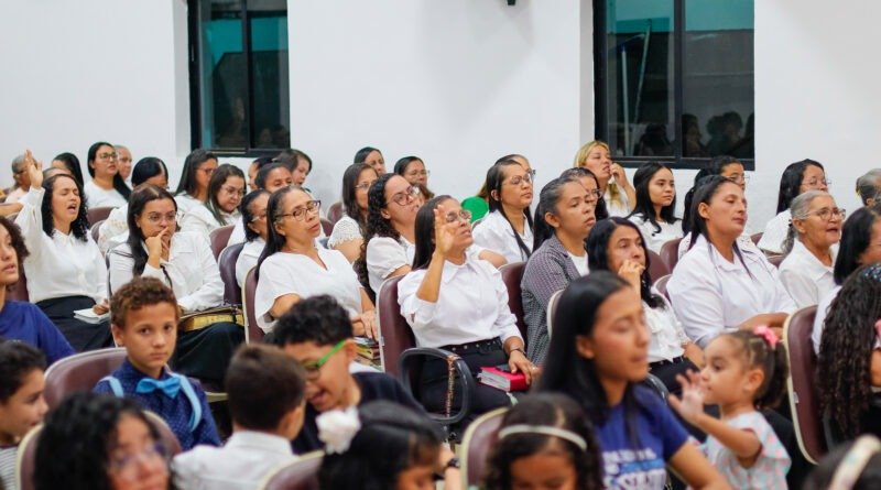 AD Chã do Pilar realiza culto de Santa Ceia com mensagem sobre o altar - Imagem: Anderson Siqueira/ADCOM