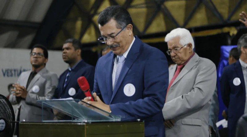 Chamado à igreja para se separar ao Senhor marca terceiro dia do Aviva 2023.