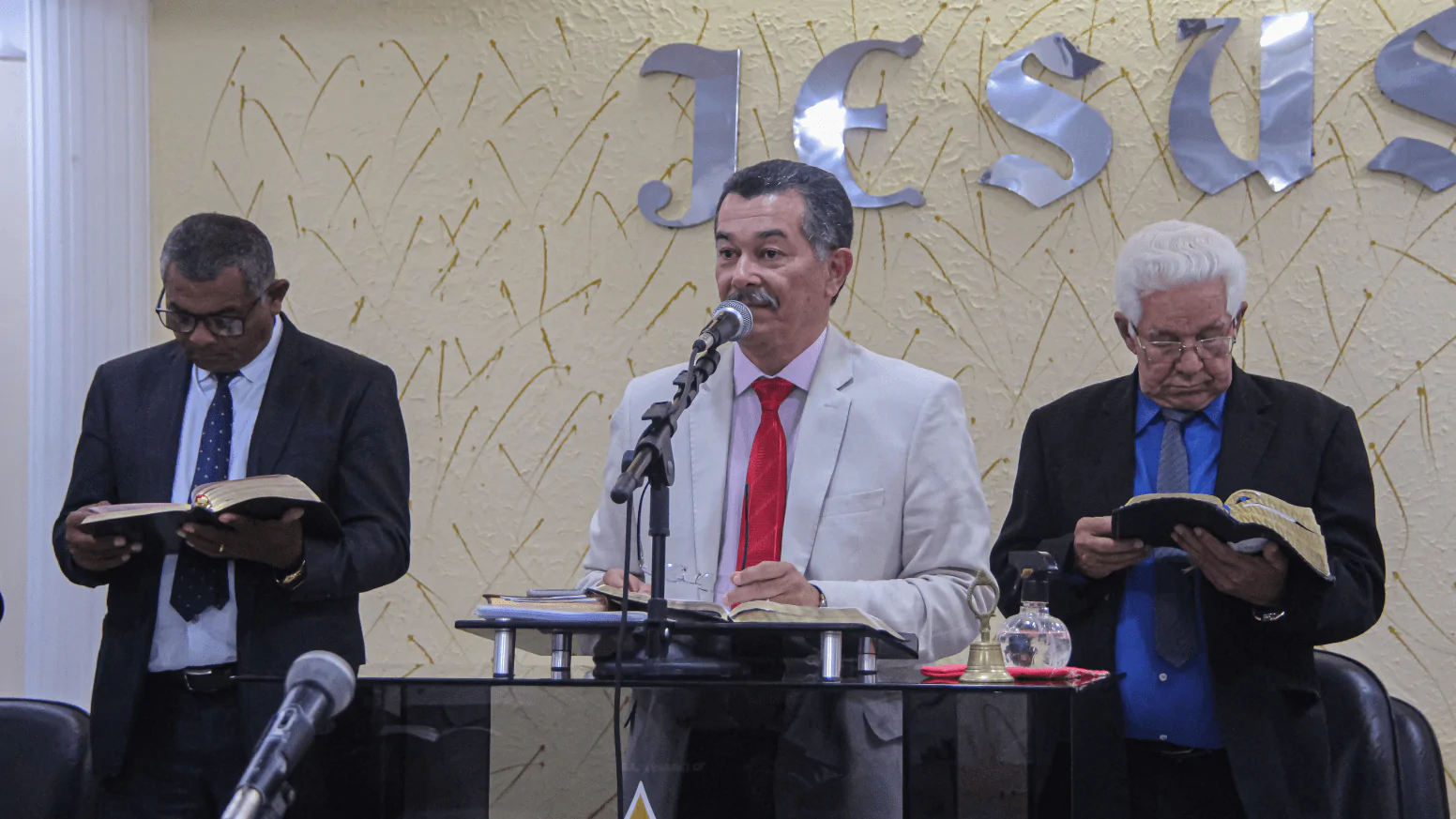 Culto de encerramento do 2° Retiro Jovem revela equipe campeã.