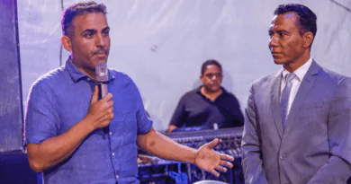 Prefeito Renato Filho e o vereador Tayronne Henrique.