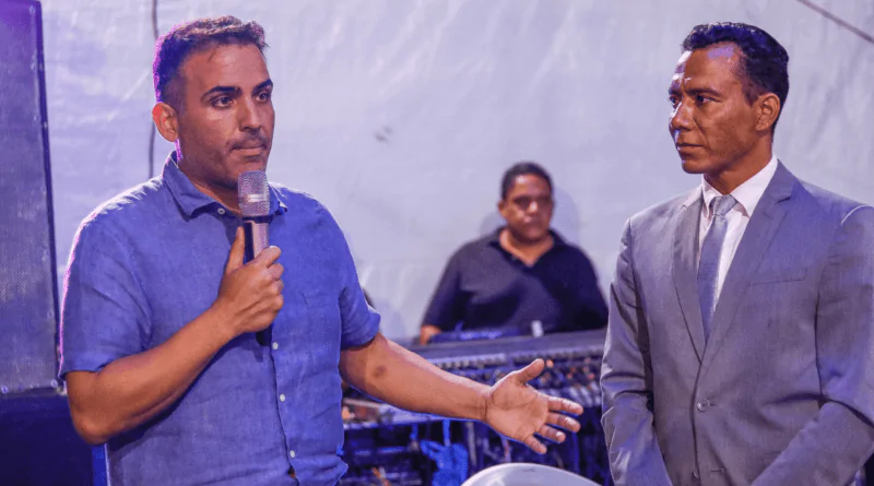 Prefeito Renato Filho e o vereador Tayronne Henrique.