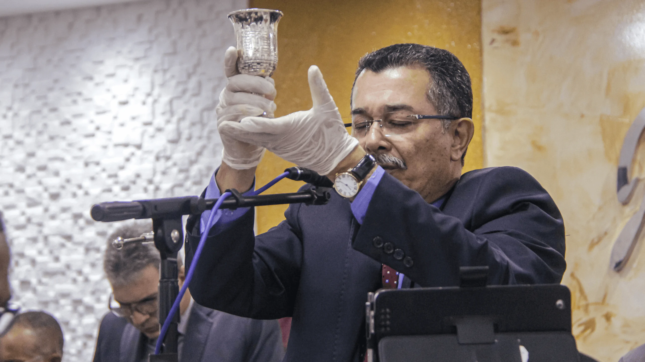 A Santa Ceia do mês de abril foi realizada nesta terça-feira (11).