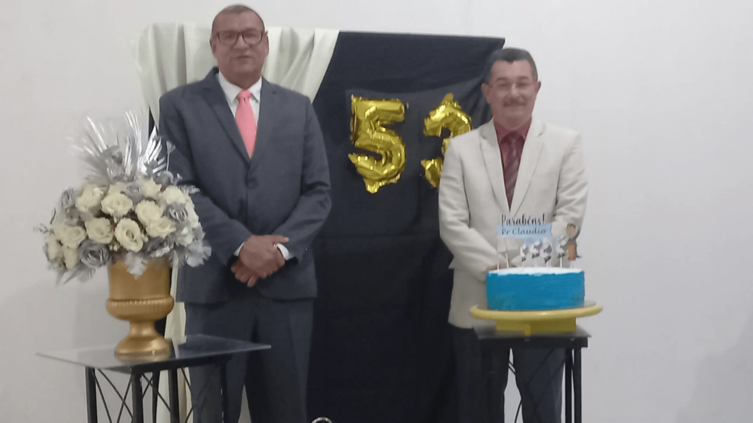Aniversário do pastor Cláudio em Mangabeiras.