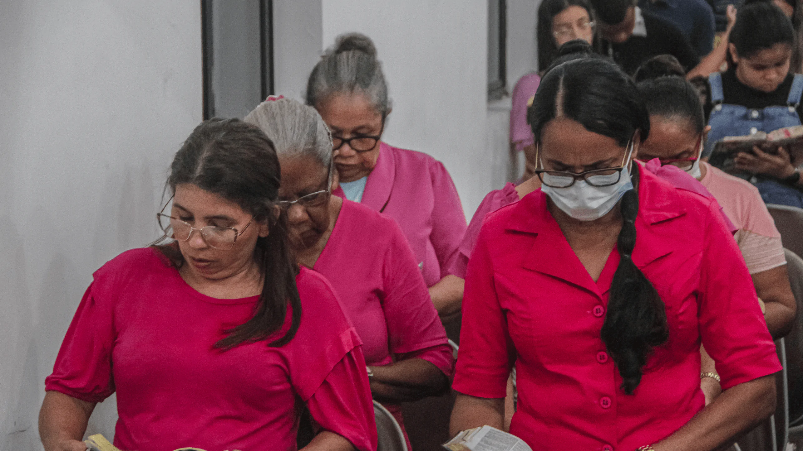 Pastor Cláudio Lemos encoraja a igreja a viver sem ansiedade e preocupação.