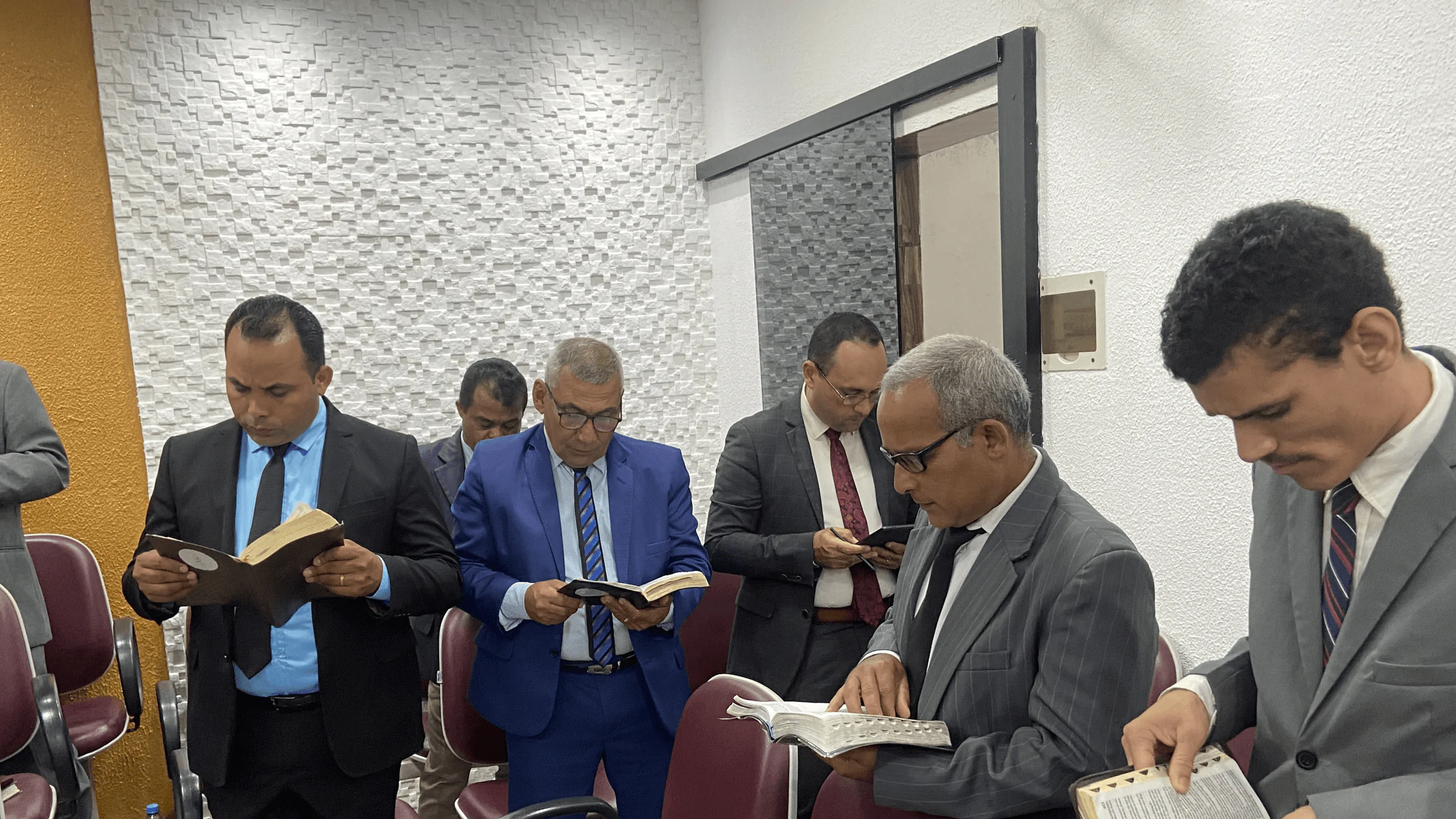 Culto de doutrina: Deus é o guarda fiel do seu povo.
