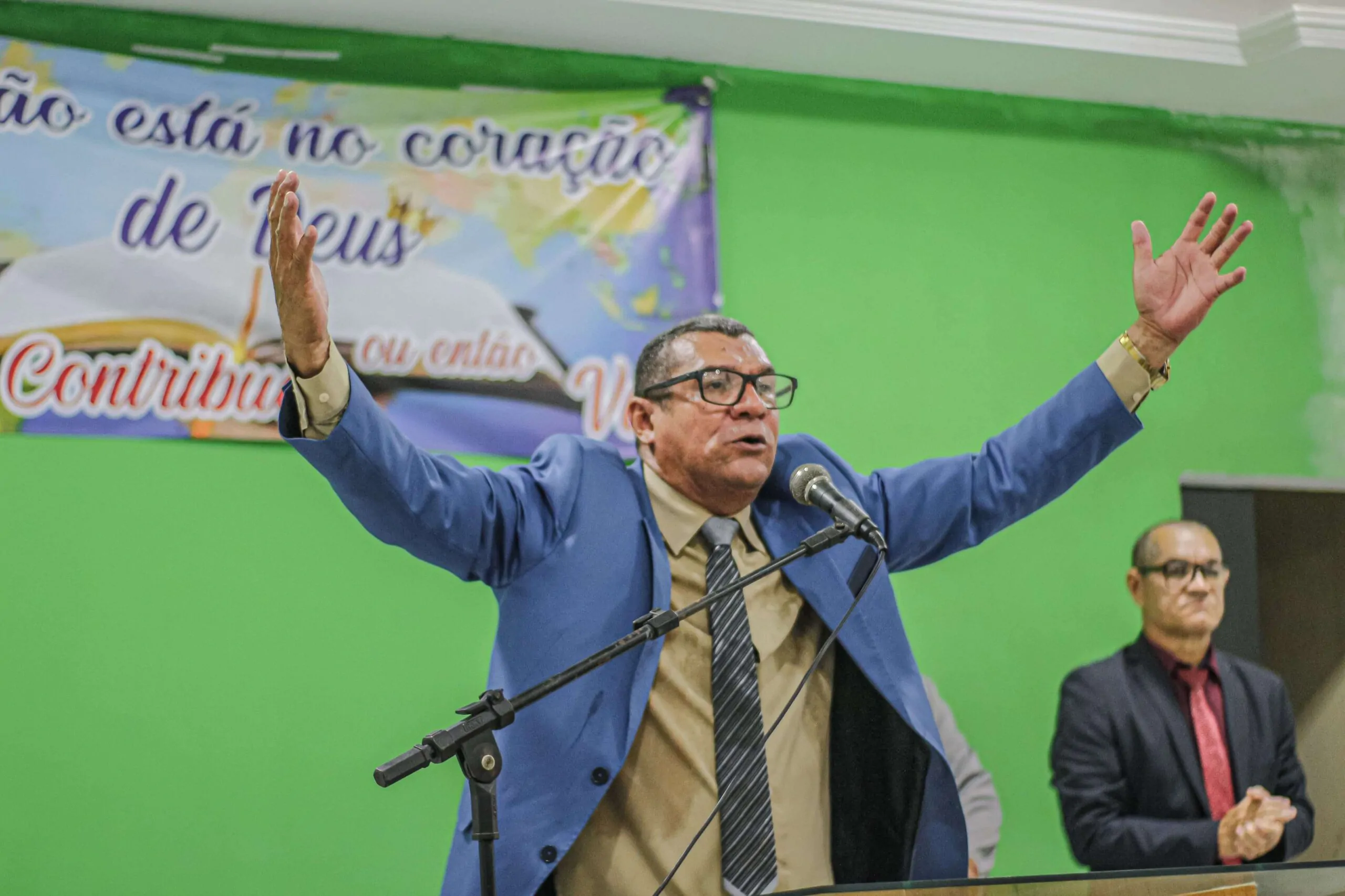 O culto foi dirigido pelo presbítero Carlos Costa, dirigente da congregação.