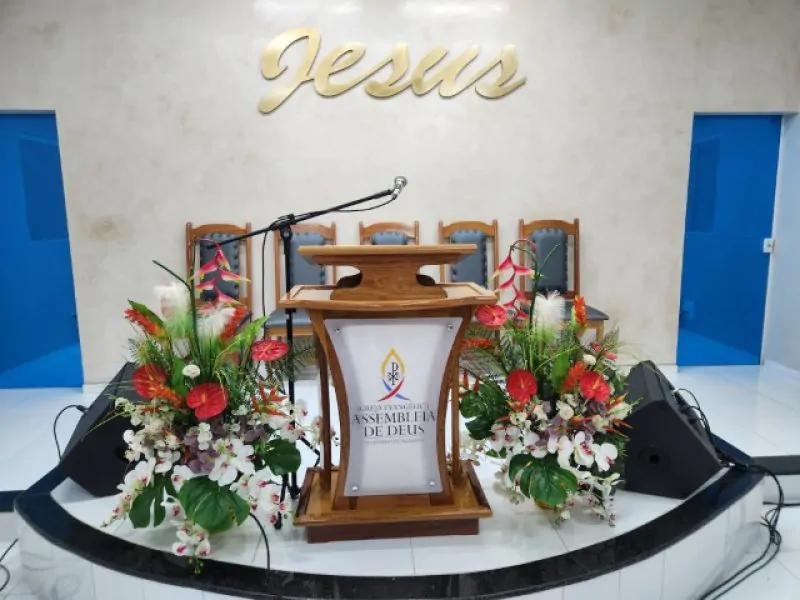 Inauguração do novo templo no distrito Cana Brava.