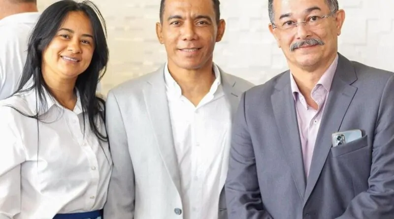 Pastor Cláudio acompanha posse de Tayronne Henrique como prefeito interino de Pilar – Foto: Reprodução/Mídias sociais