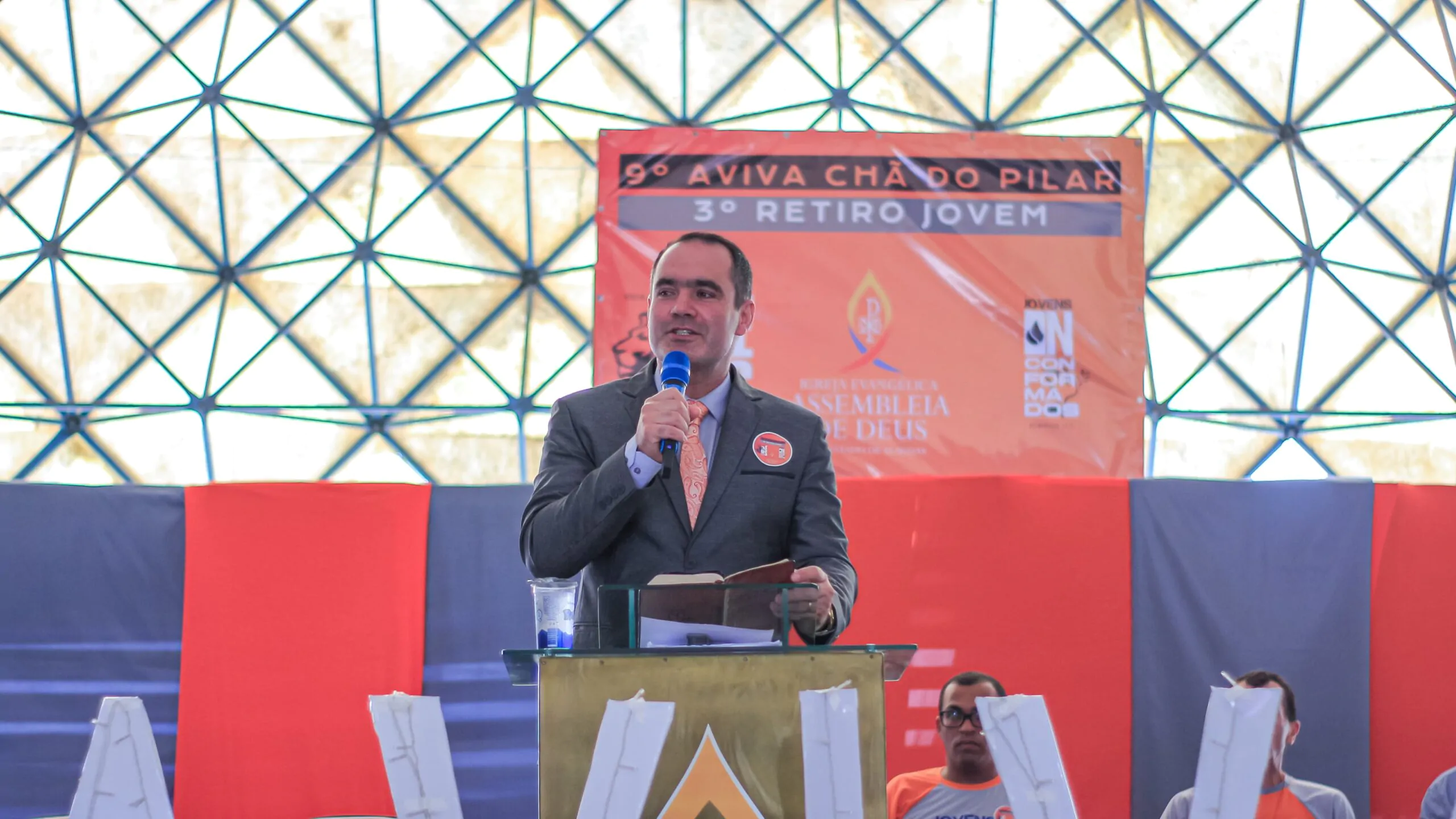 Último dia do 3° Retiro: jovens exaltam ao Senhor durante 2h30, ininterruptamente – Imagem: Nataniely Nogueira/Mídia AD Chã do Pilar Último dia do 3° Retiro: jovens exaltam ao Senhor durante 2h30, ininterruptamente – Imagem: Nataniely Nogueira/Mídia AD Chã do Pilar