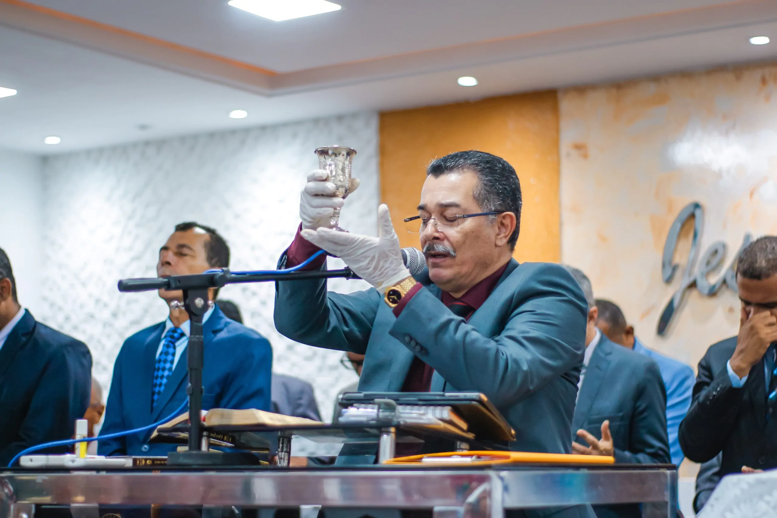 “Arrependei-vos dos vossos pecados” é tema da ministração da Santa Ceia de abril – Imagem: Anderson Siqueira/Mídia AD Chã do Pilar