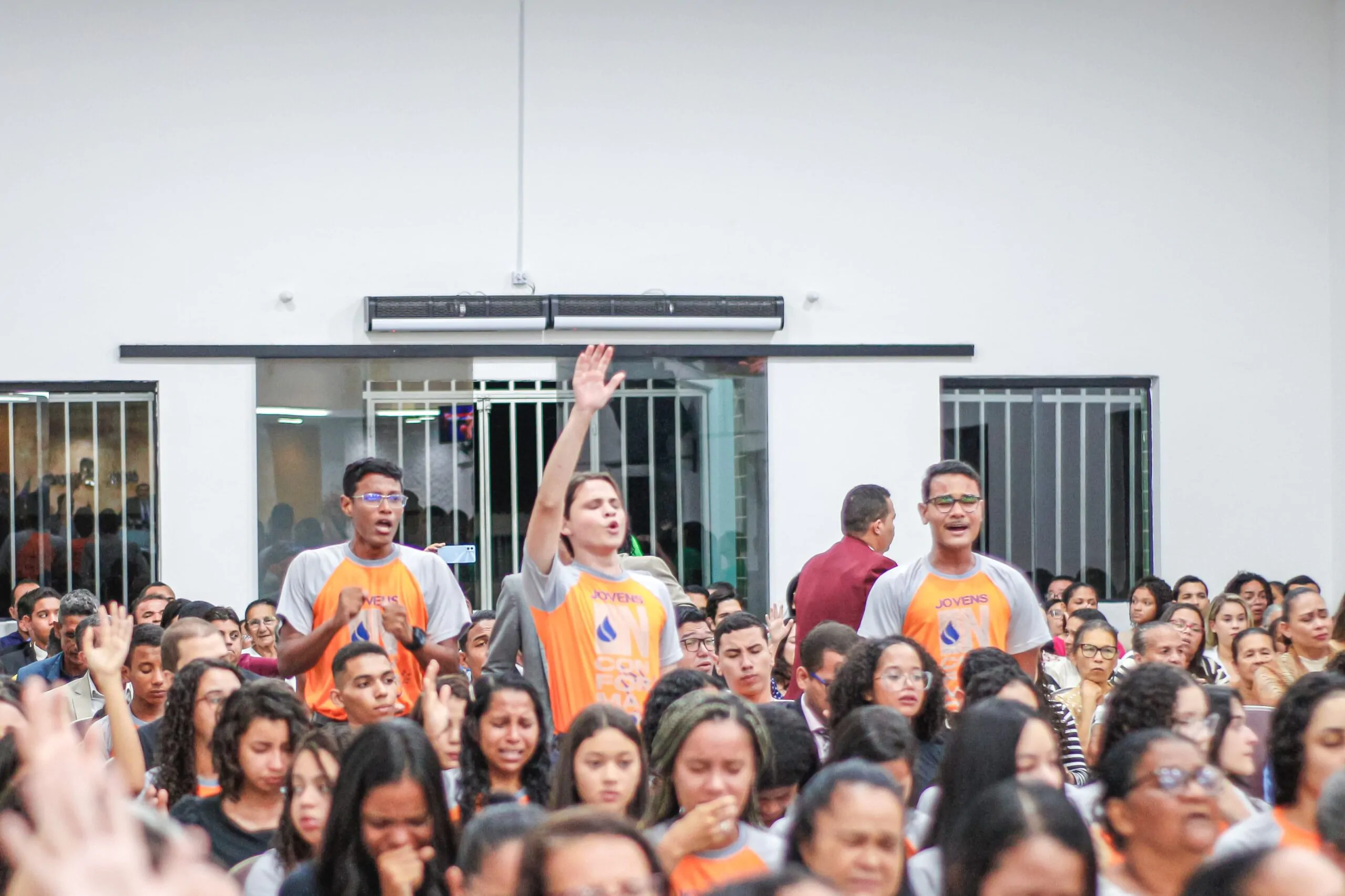 Centenas de pessoas participam da Santa Ceia de maio da AD Chã do Pilar – Imagem: Anderson Siqueira/Mídia AD Chã do Pilar