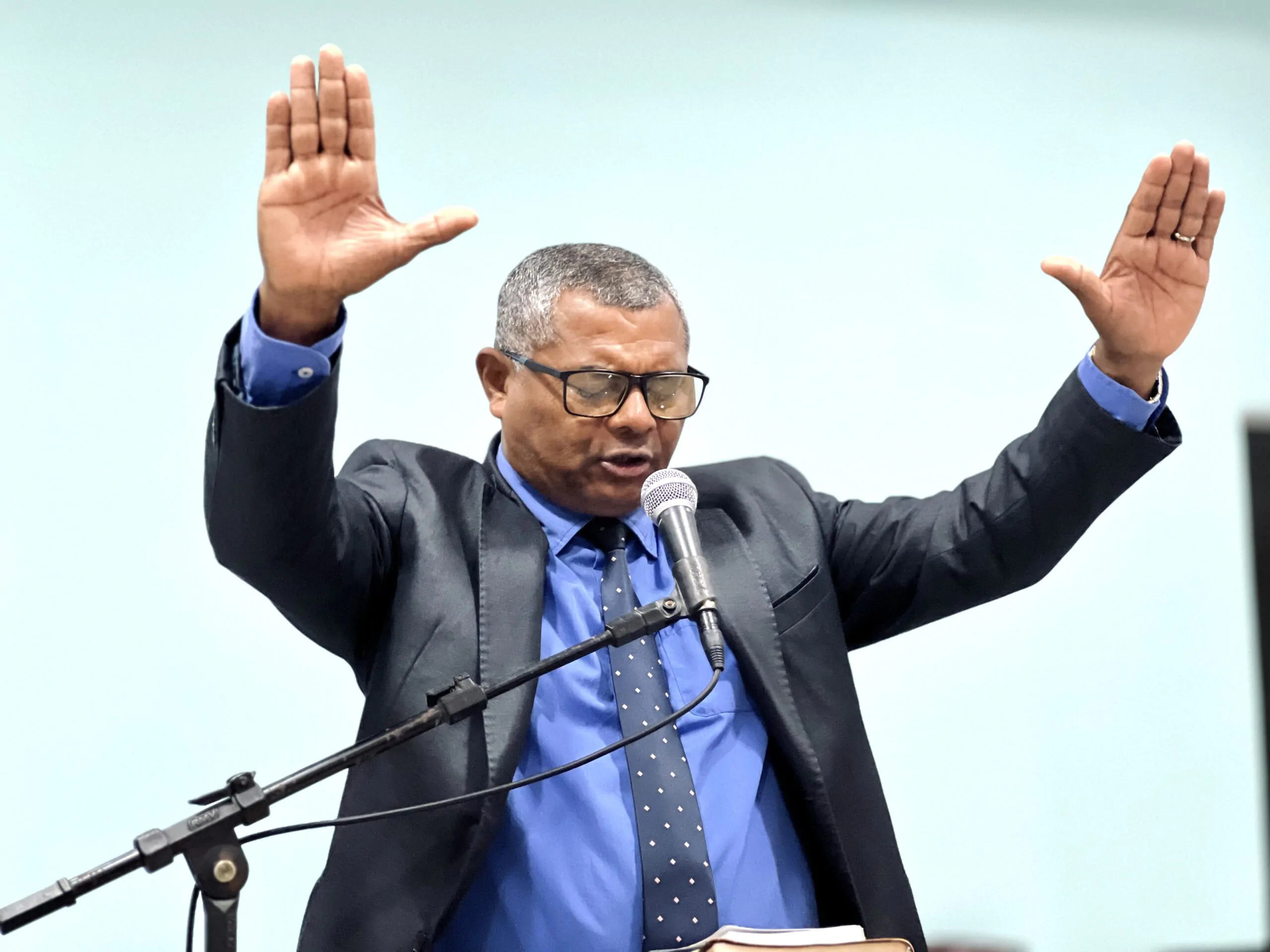 Congregação Mangabeira celebra 10 anos do departamento de senhores Rompendo em Fé