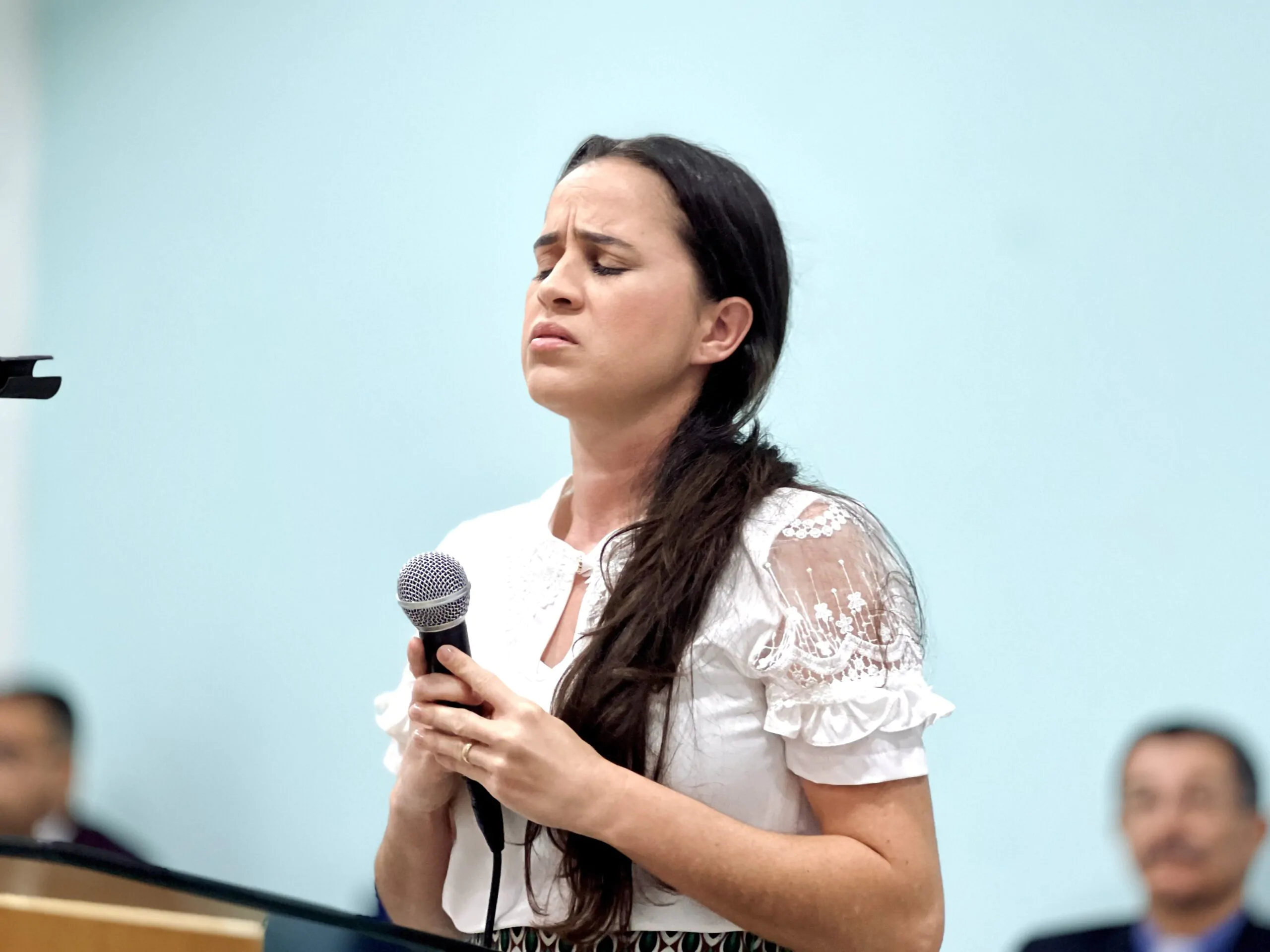 Congregação Mangabeira celebra 10 anos do departamento de senhores Rompendo em Fé