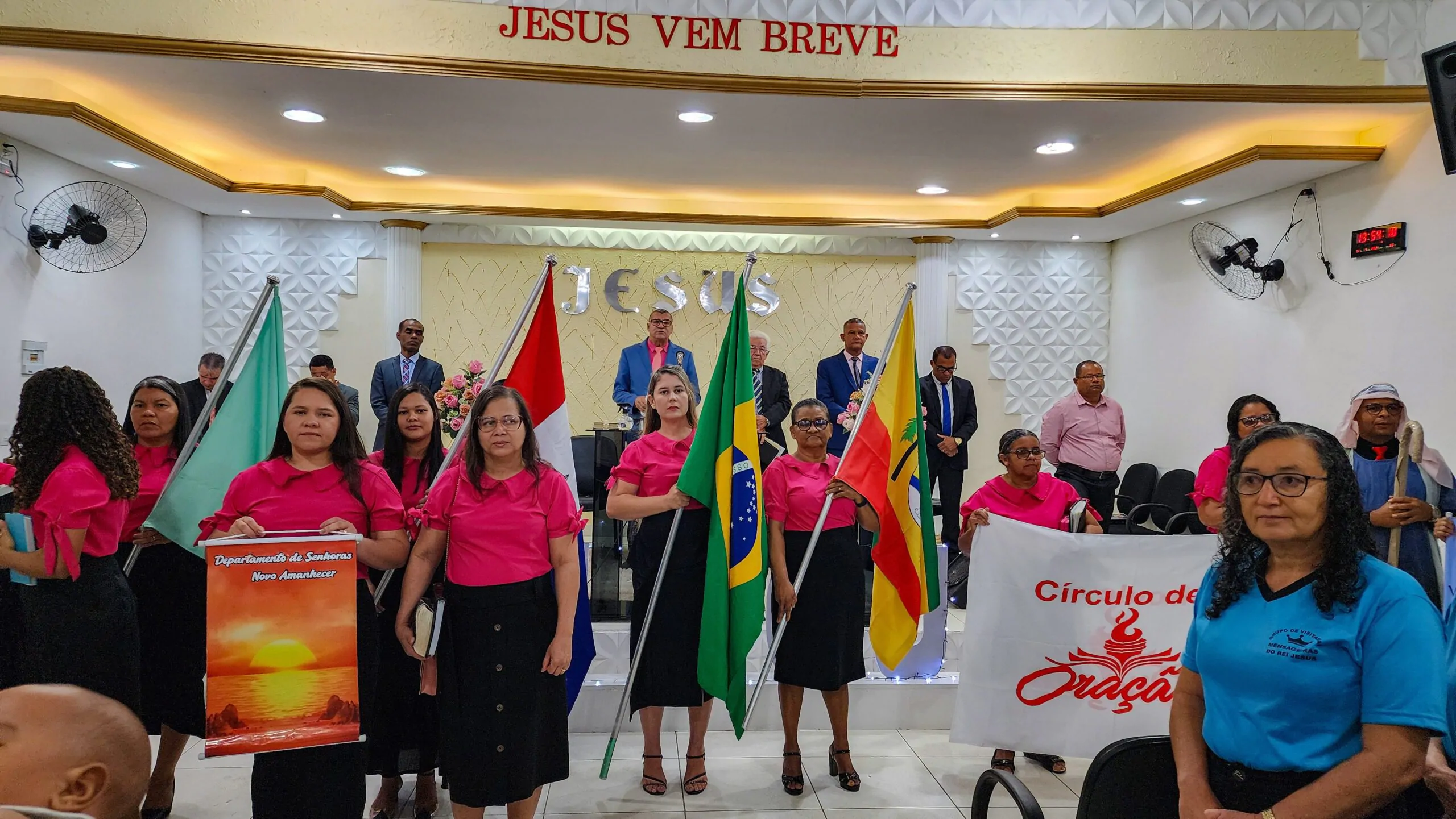 Manguaba: departamento de senhoras Novo Amanhecer celebra o 17° aniversário - Imagem: Nataniely Nogueira; Adimael Siqueira/ADCOM Manguaba: departamento de senhoras Novo Amanhecer celebra o 17° aniversário - Imagem: Nataniely Nogueira; Adimael Siqueira/ADCOM