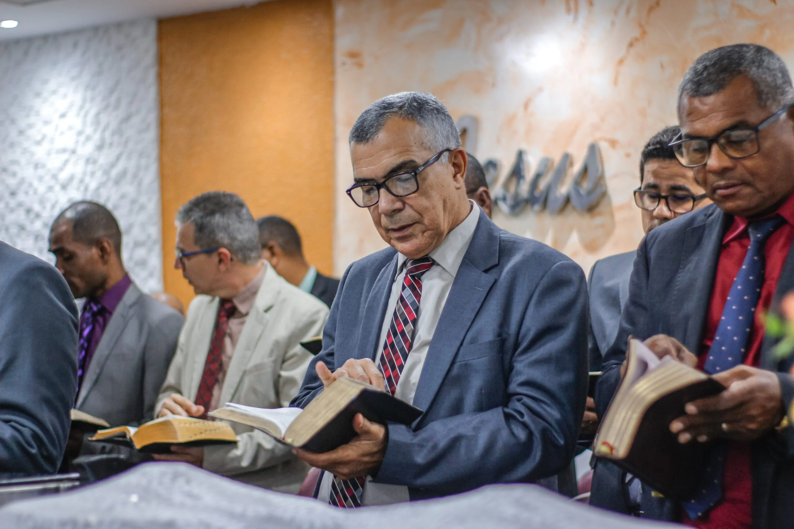 Missionário Pedro Tavares ministra na Santa Ceia de setembro da AD Chã do Pilar – Imagem: Anderson Siqueira/ADCOM