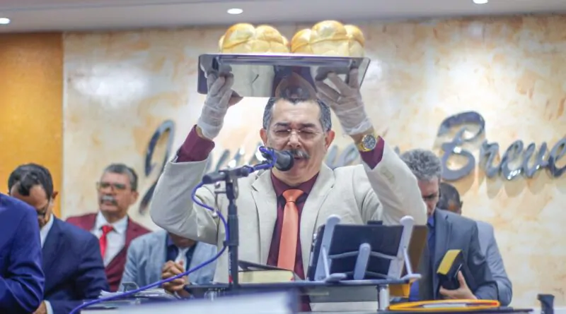 Assembleia de Deus em Chã do Pilar realiza culto de Santa Ceia – Imagem: Anderson Siqueira/ADCOM