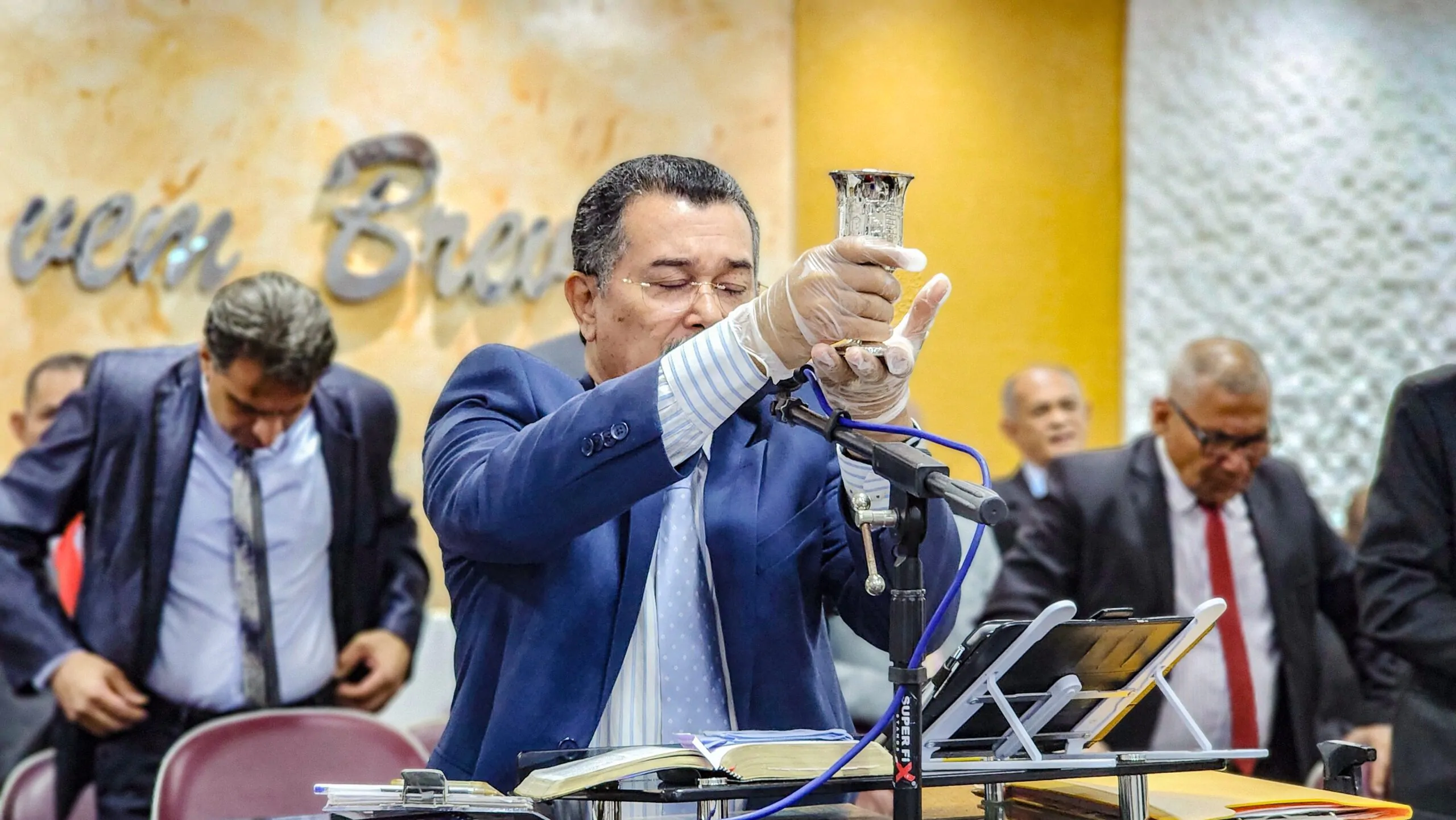 Assembleia de Deus em Chã do Pilar realiza o culto de Santa Ceia do mês de novembro - Imagem: Nataniely Nogueira/ADCOM